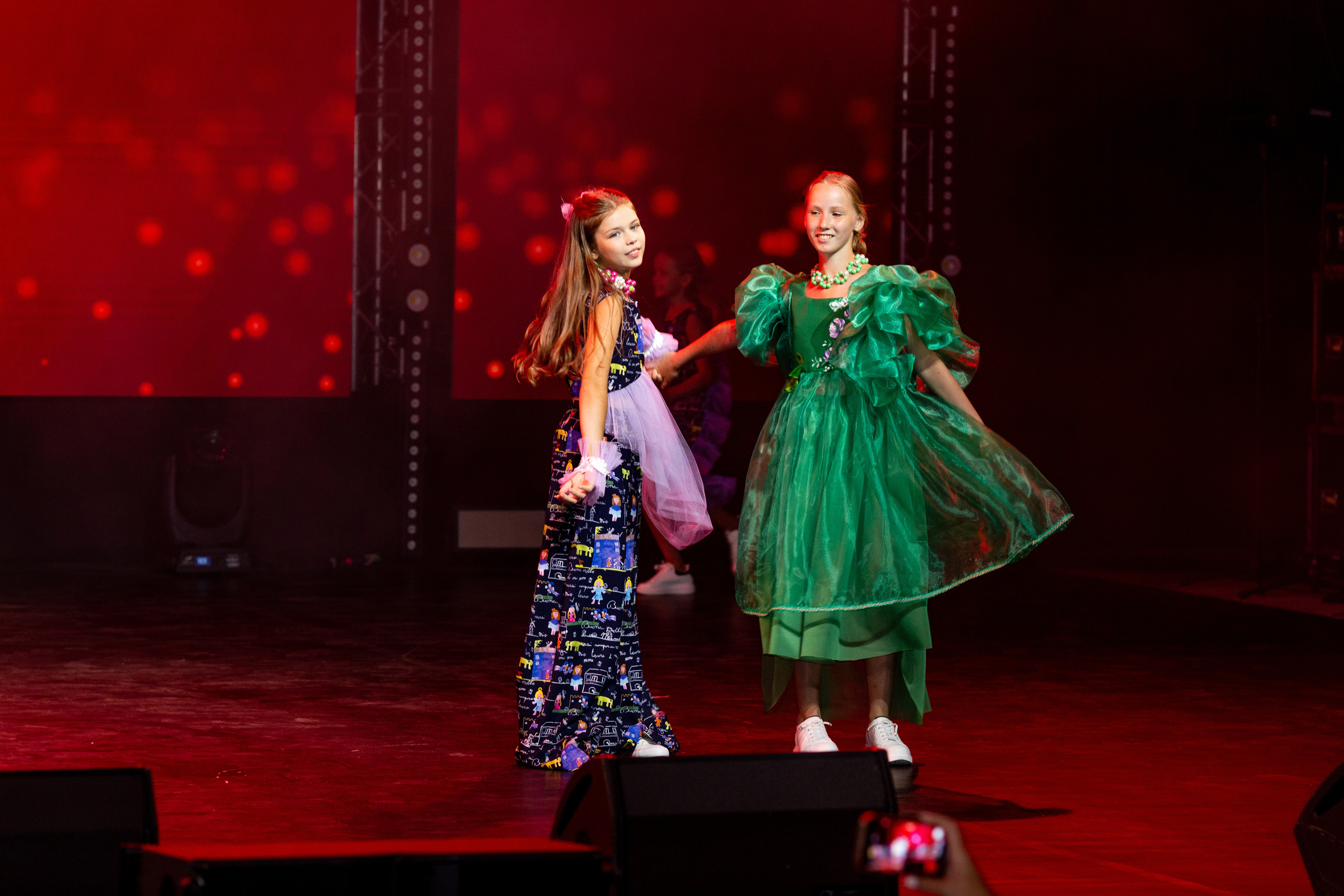 Показ МОСТ Сочи-2023. Семейный и детский фотограф Эльвира Билибина