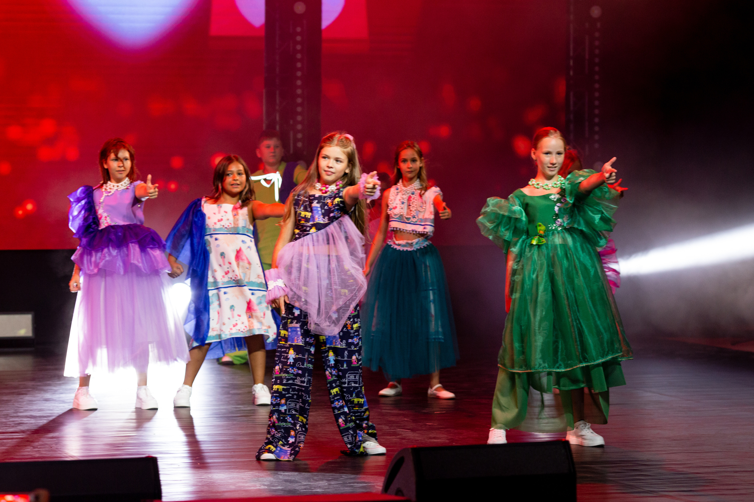 Показ МОСТ Сочи-2023. Семейный и детский фотограф Эльвира Билибина