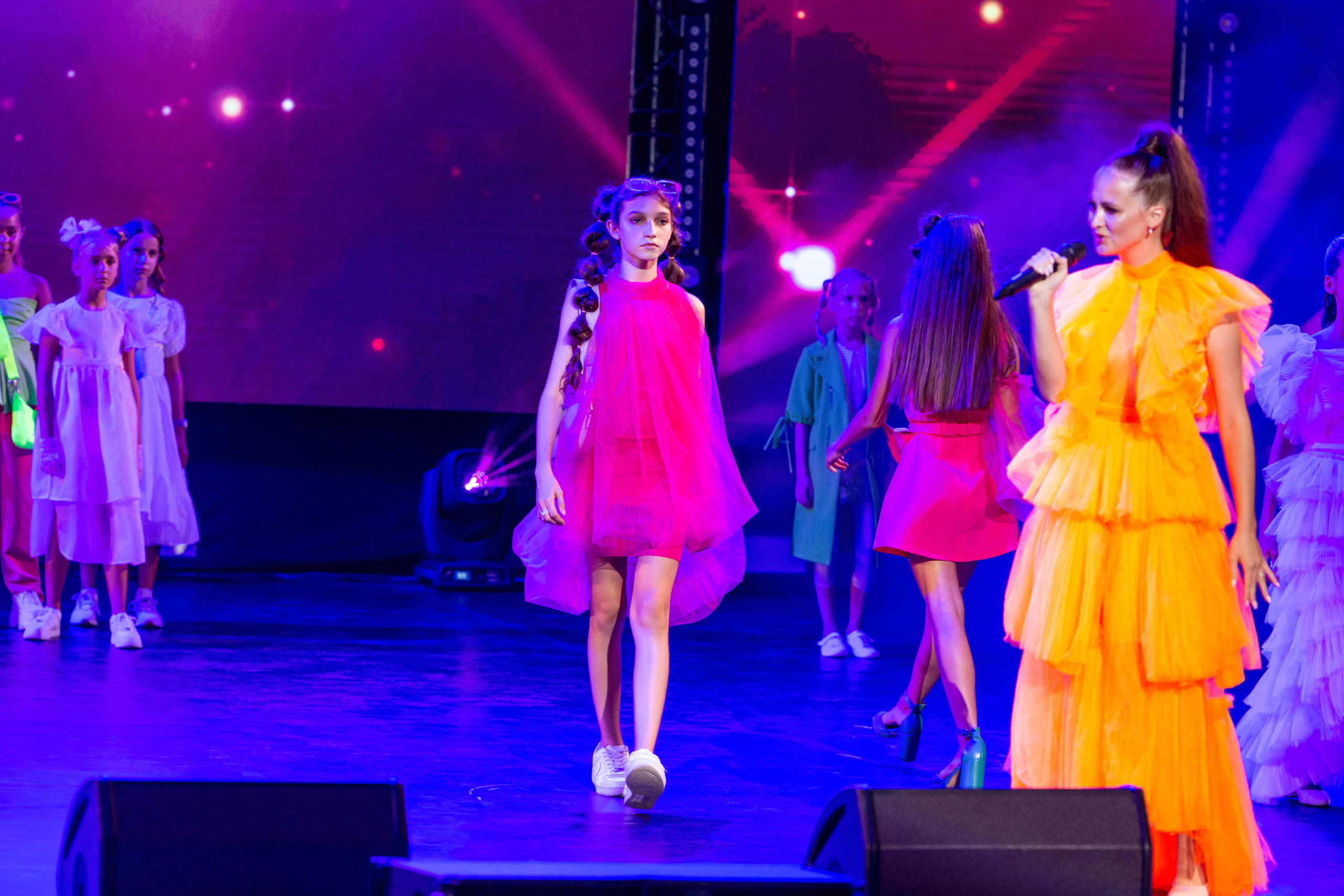 Показ МОСТ Сочи-2023. Семейный и детский фотограф Эльвира Билибина