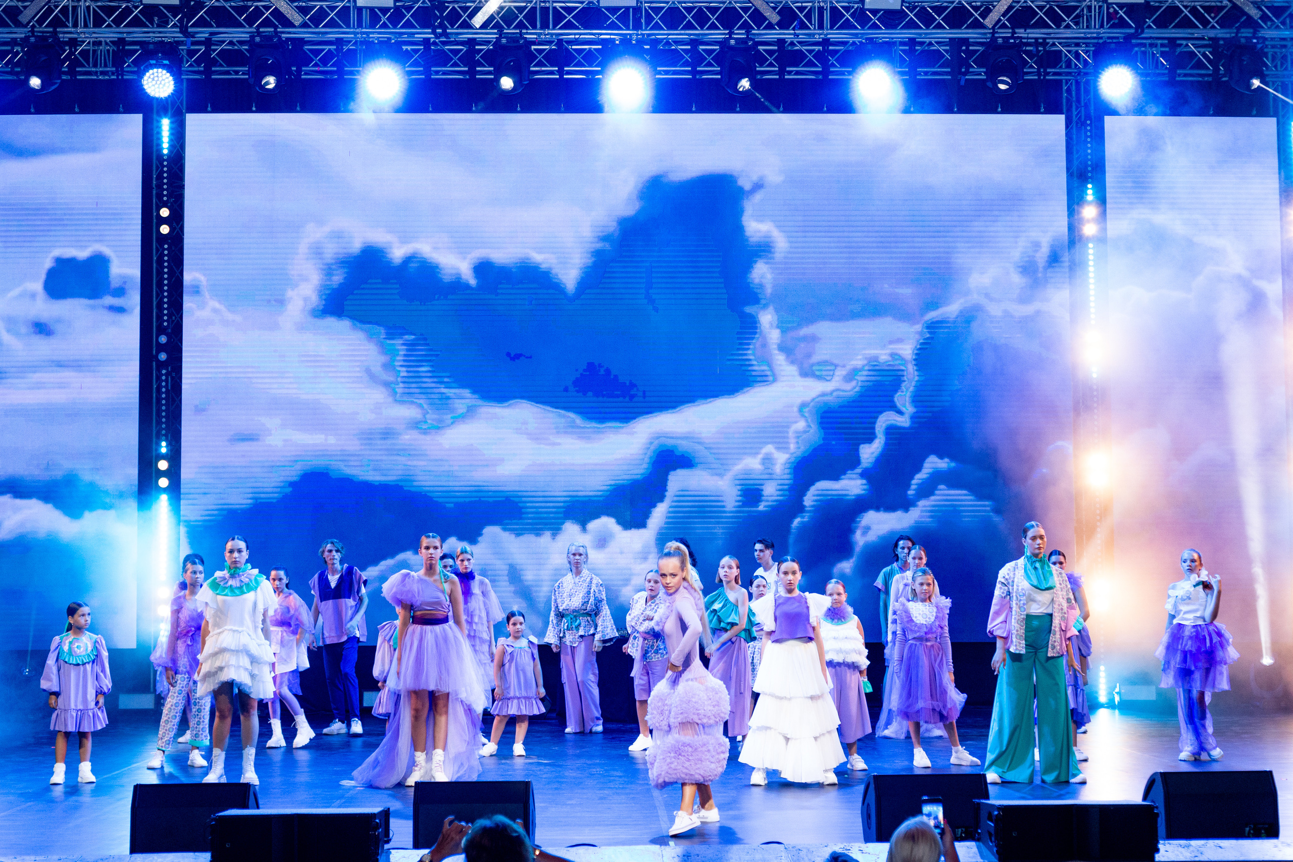 Показ МОСТ Сочи-2023. Семейный и детский фотограф Эльвира Билибина