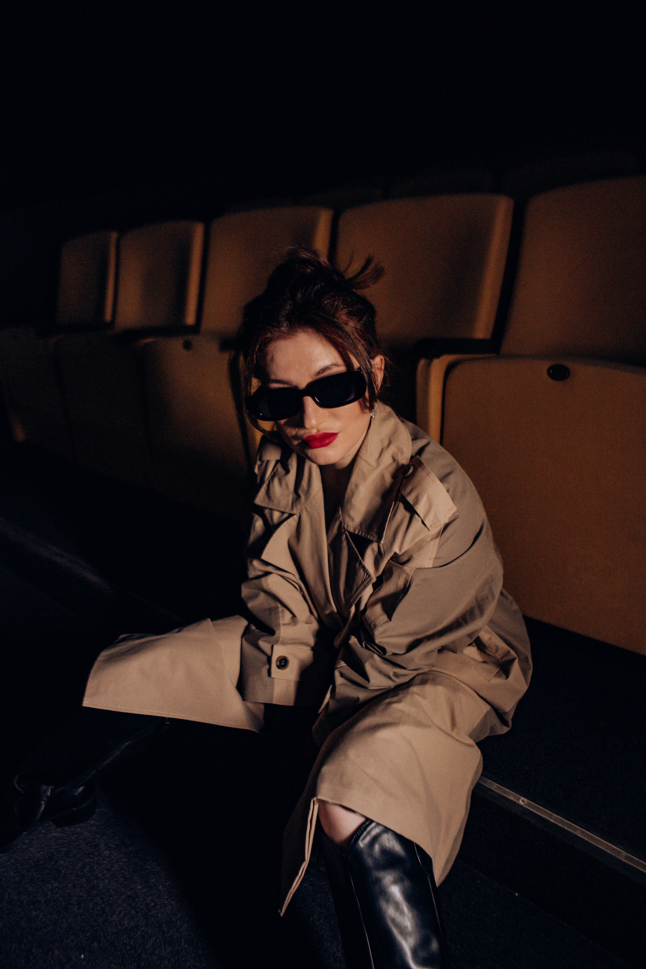 Катя. Контакты