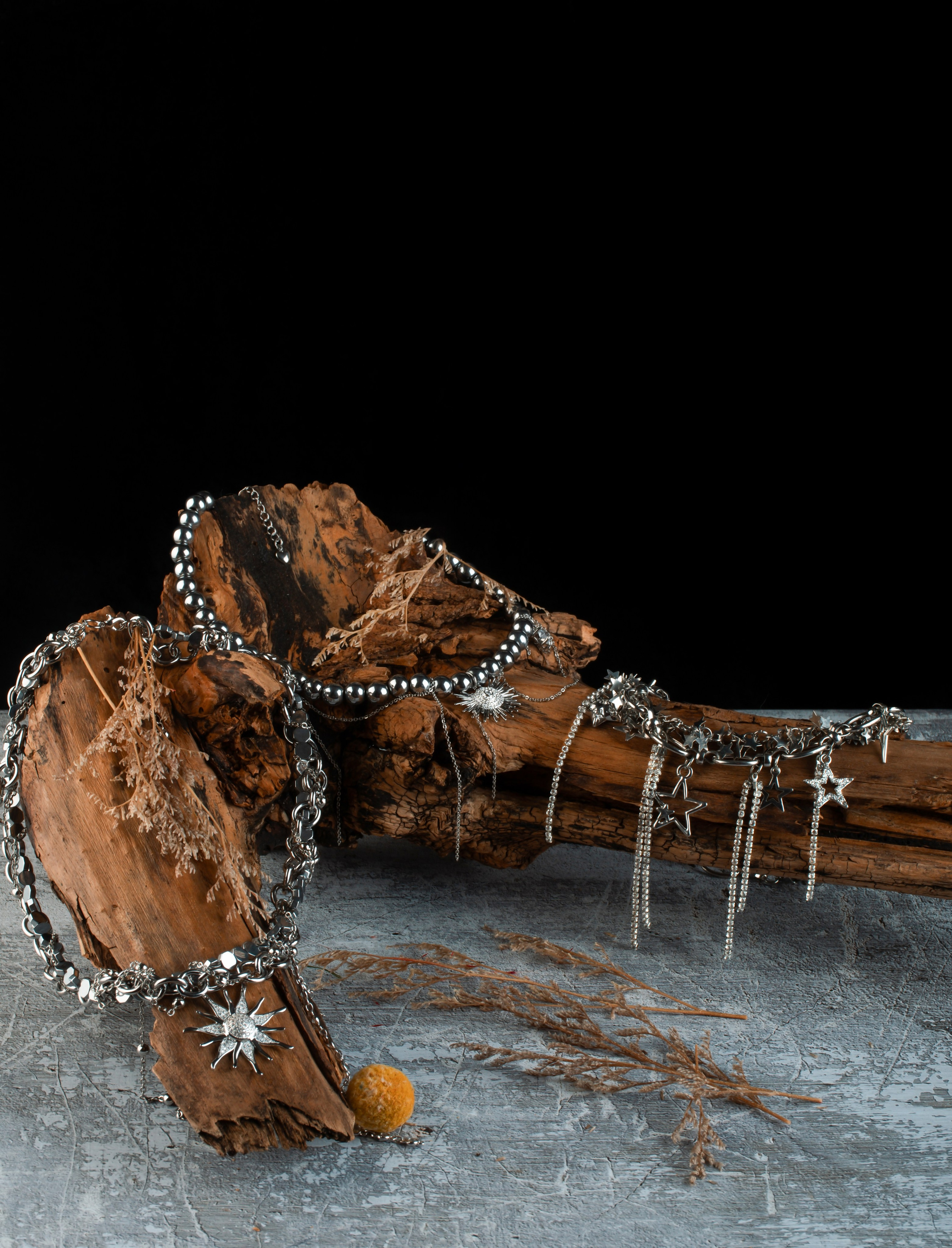 Бижутерия. Предметный, рекламный, ювелирный фотограф в Москве