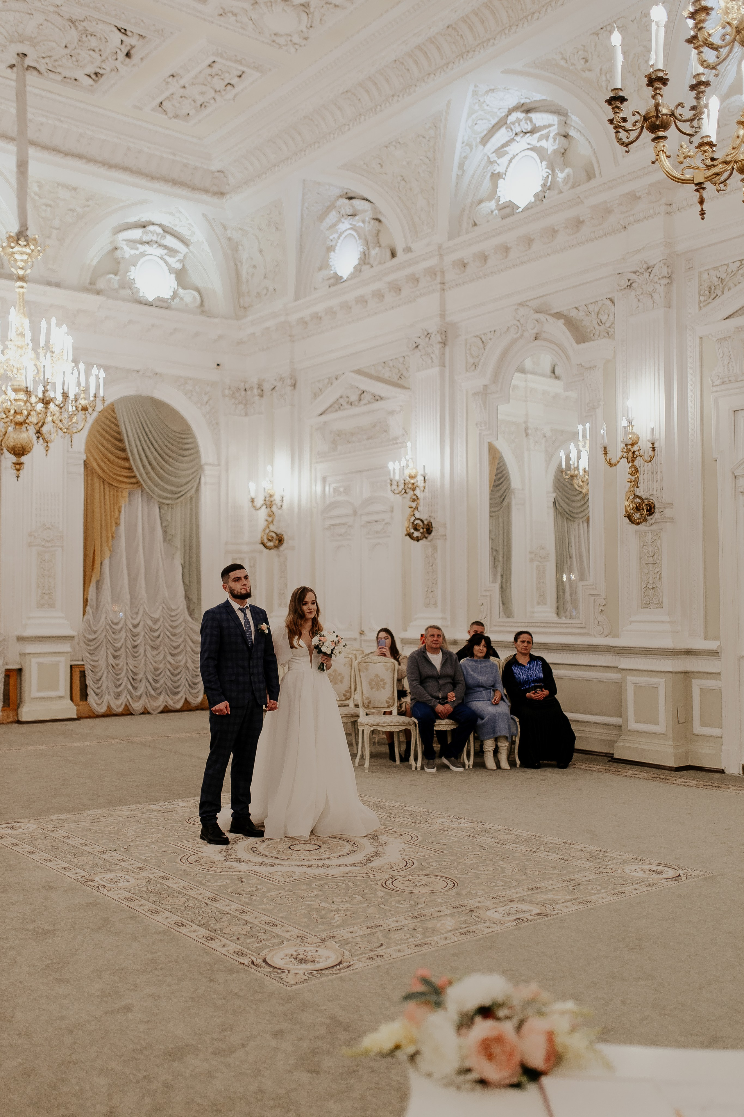Свадьба в первом дворце бракосочетания Петербурга. Фотограф в Санкт-Петербурге Лиза Семченкова