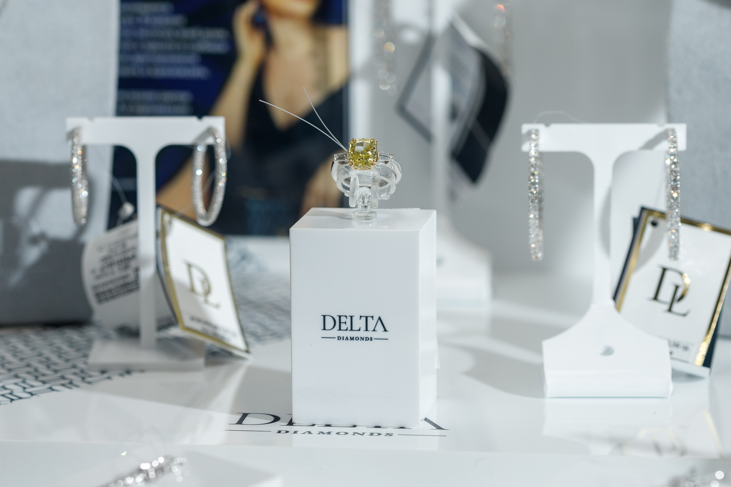 Открытие Delta Armari. Интерьерный и фуд фотограф в Иркутске Дмитрий Арно