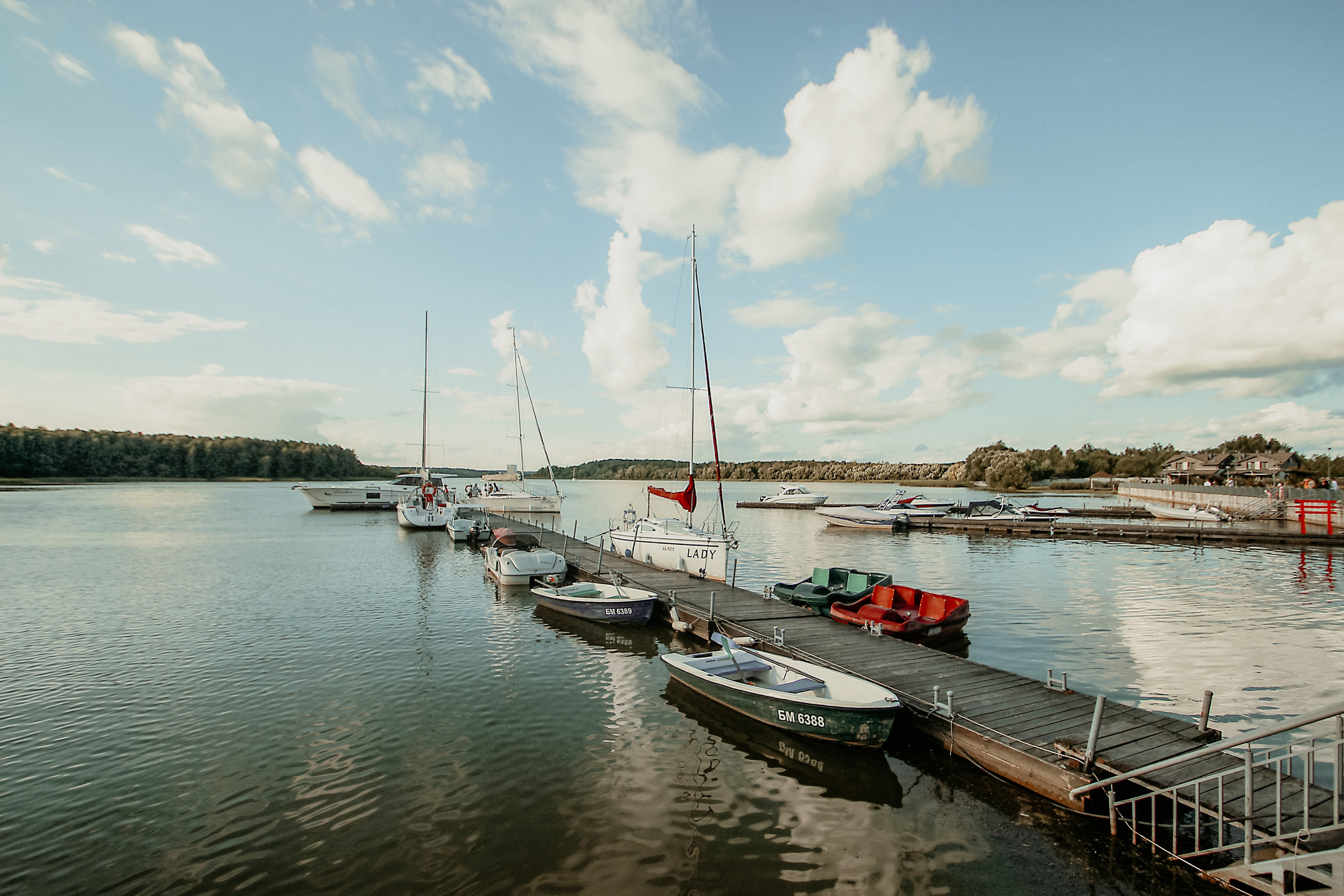 Прогулка у озера. Портретный фотограф в Калининграде Алеся Раух