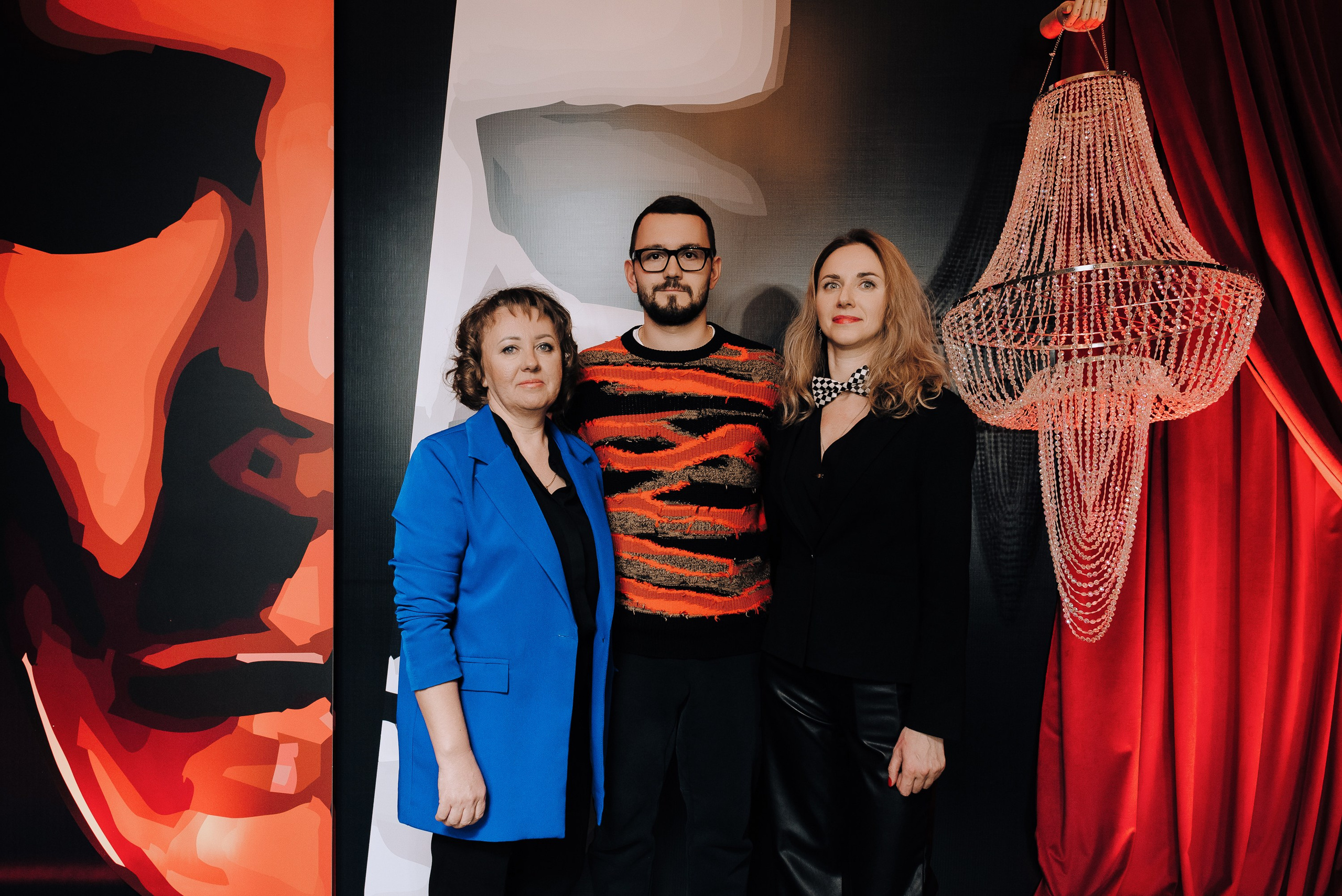 СПЕКТАКЛЬ «ВОЛШЕБНЫЕ ОЧКИ» ОПТИК-ЦЕНТР. Репортажный фотограф Зуев Роман г. Челябинск