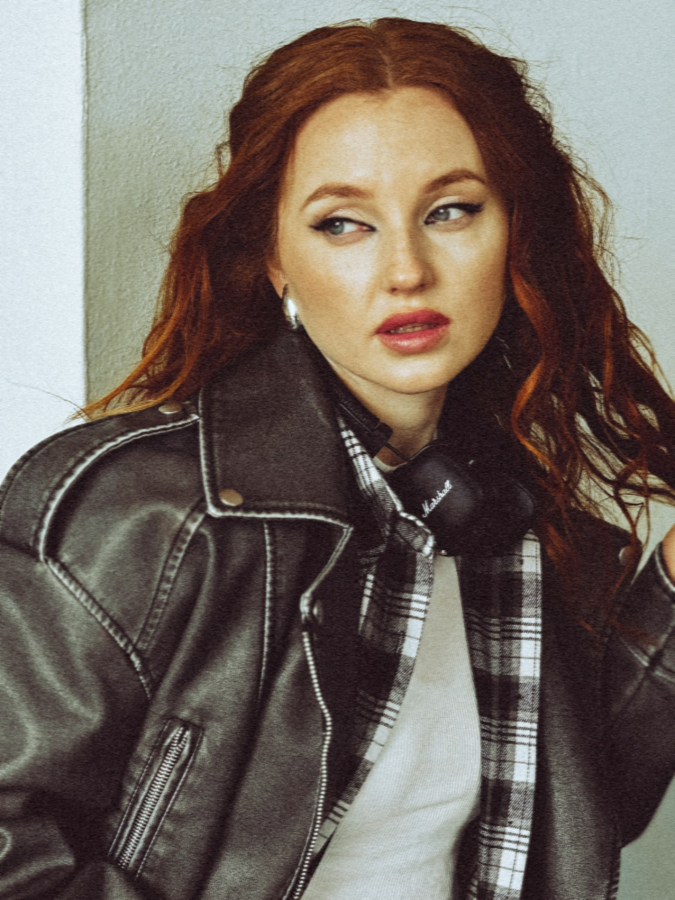 90s. Чувственный мобильный фотограф в Казани и Сочи Дьяченко Дарья