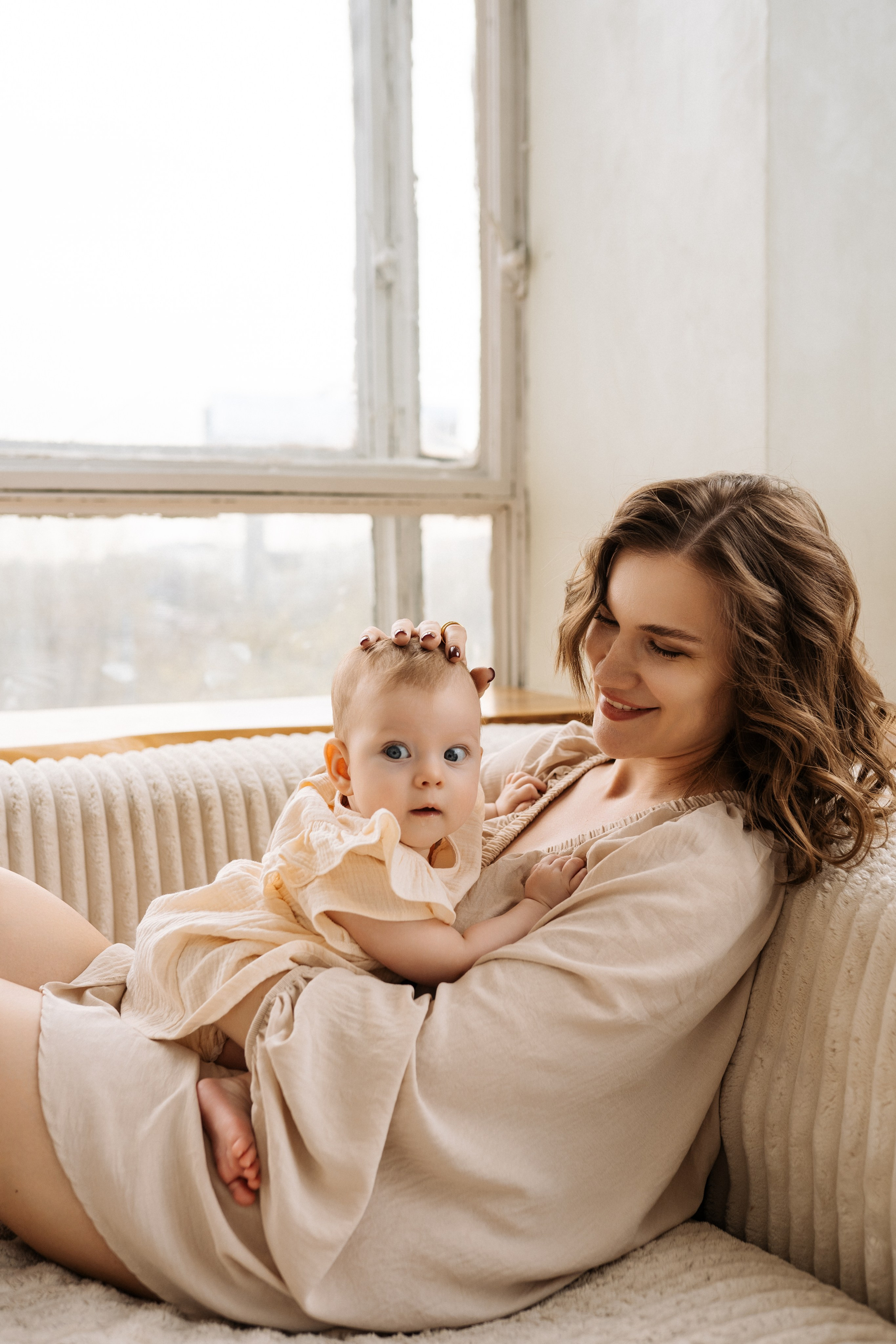 Семейная фотосессия в студии в Москве, семейный фотограф Анна Полушина. Свадебный фотограф в Москве Анна Полушина