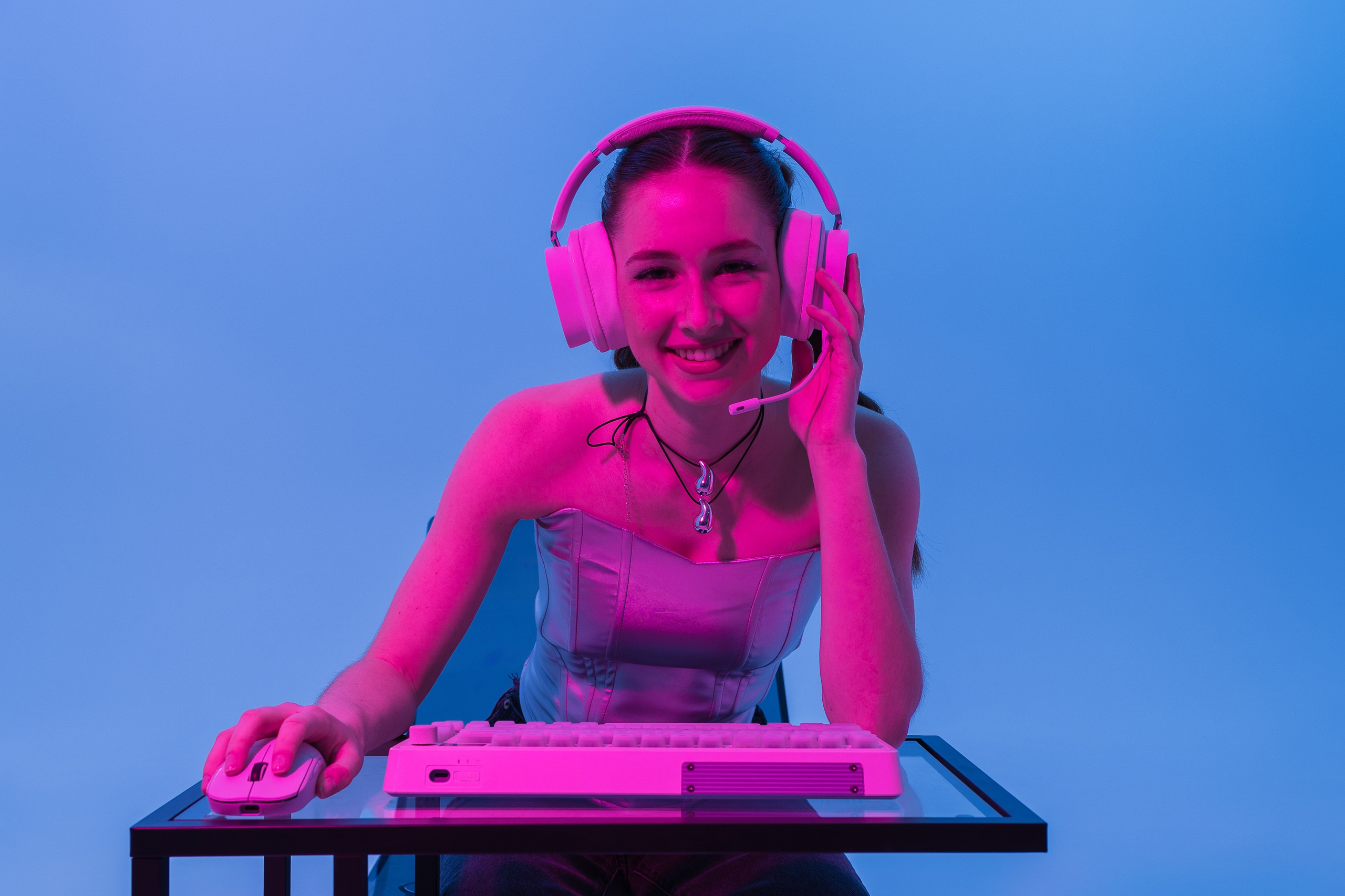 Сеть компьютерных клубов Godji game. Портретный и репортажный фотограф в Казани Максим Сипачев