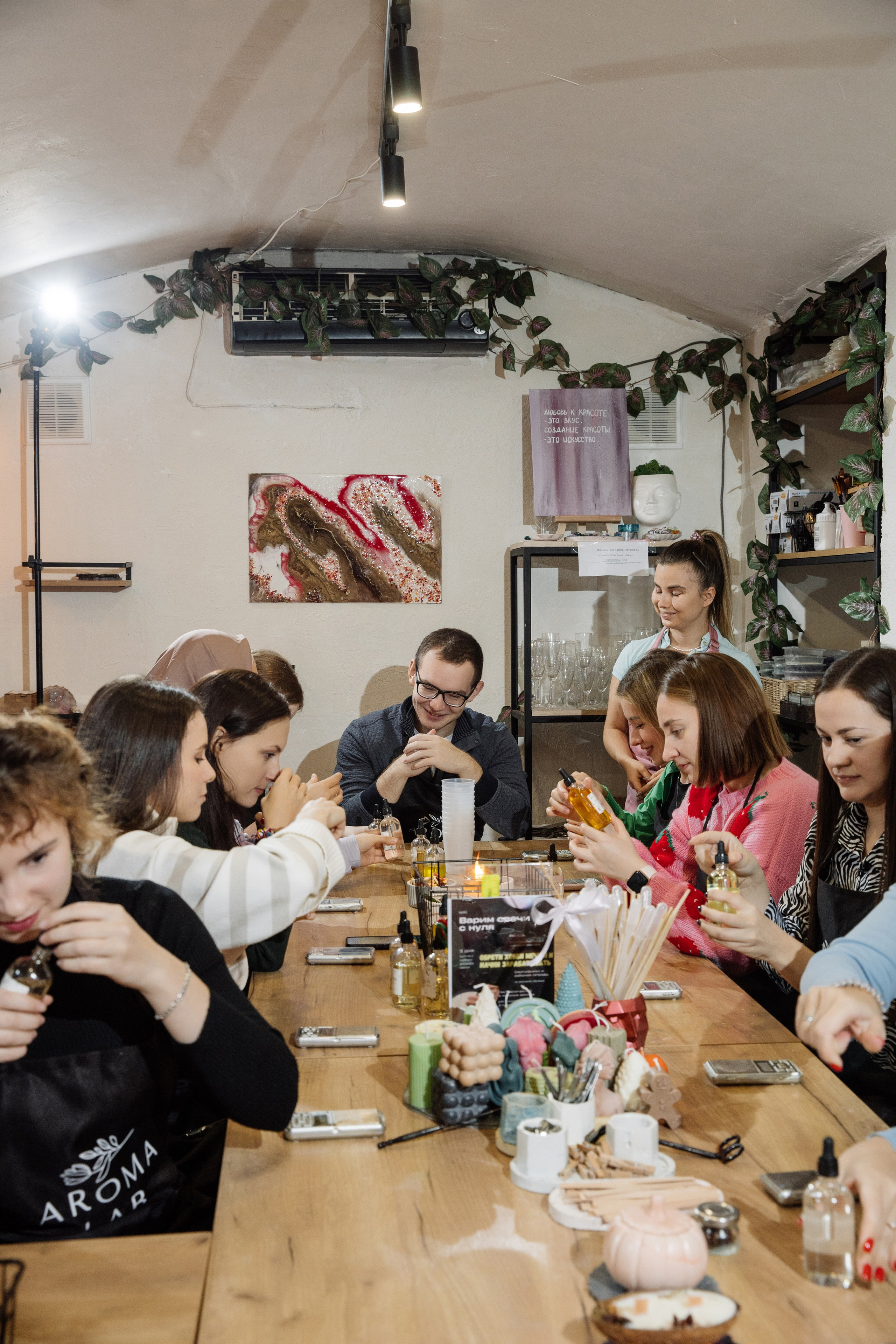 Корпоратив компании Технологии Доверия Аудит — творчество с AROMALAGE