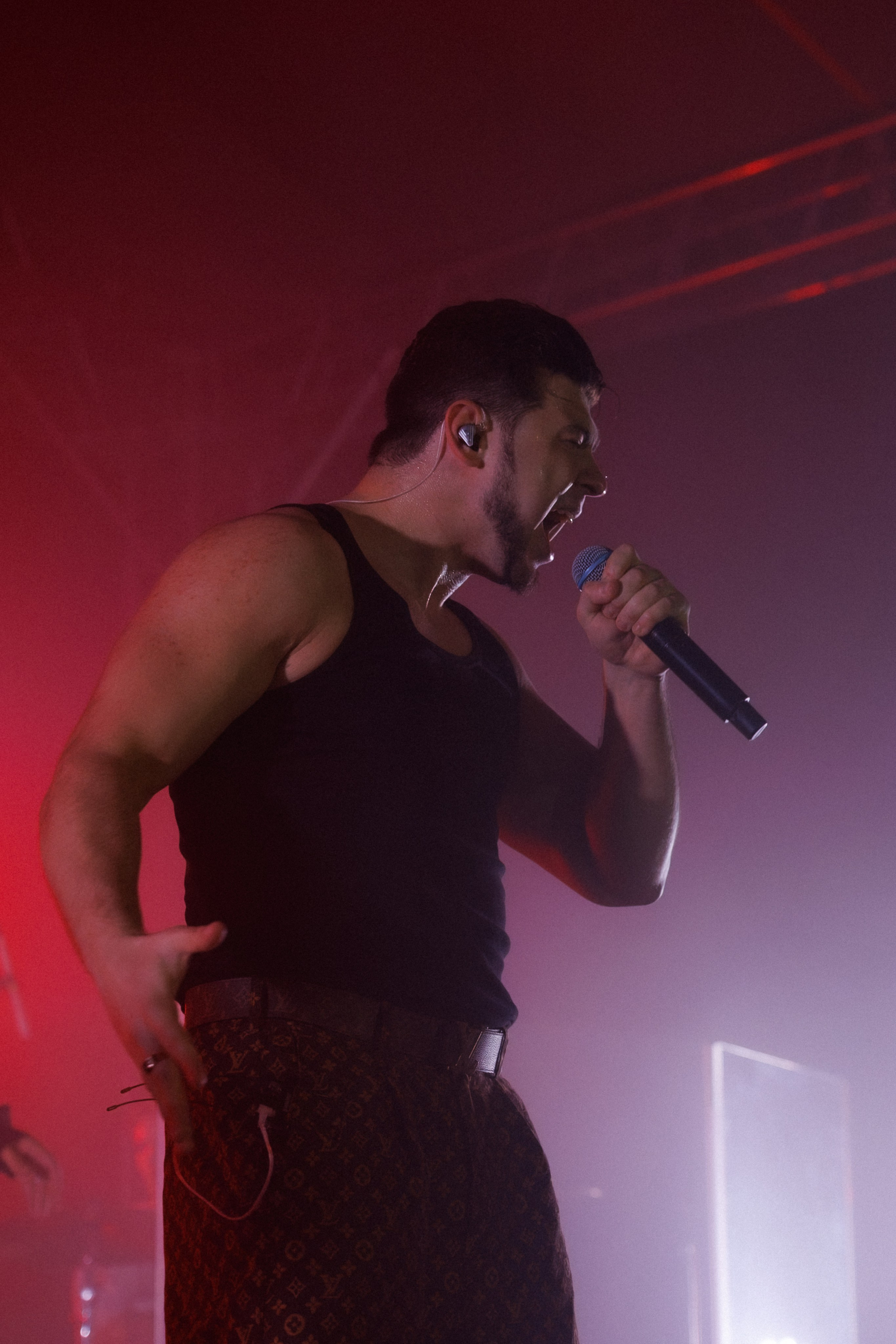 Фотоотчёт и репортаж с концерта группы GAYAZOV$ BROTHER$. Красильников Евгений — профессиональный фотограф в Ростове-на-Дону