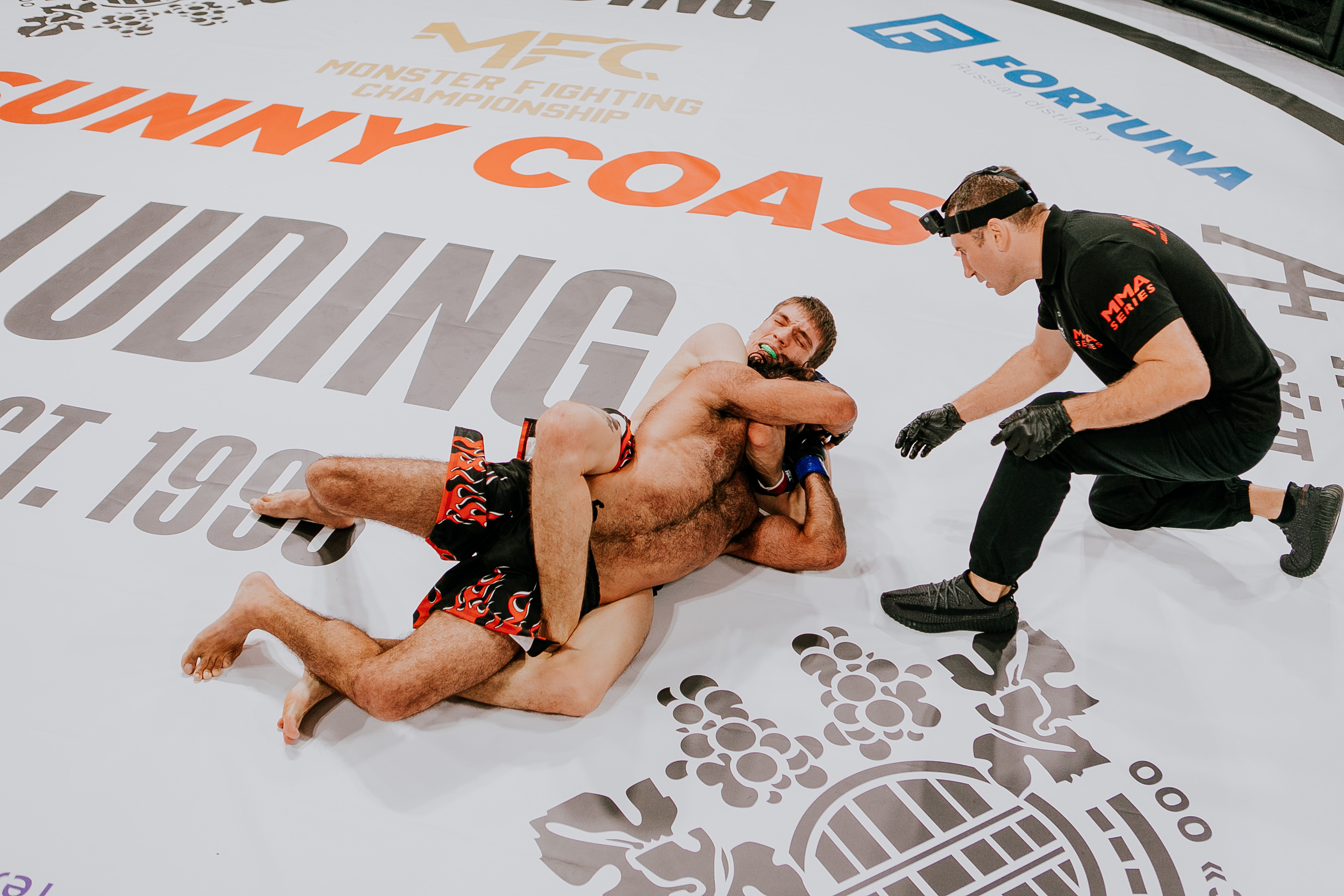 MMA SERIES 56. Репортажный фотограф в Сочи Дмитрий Ветринский