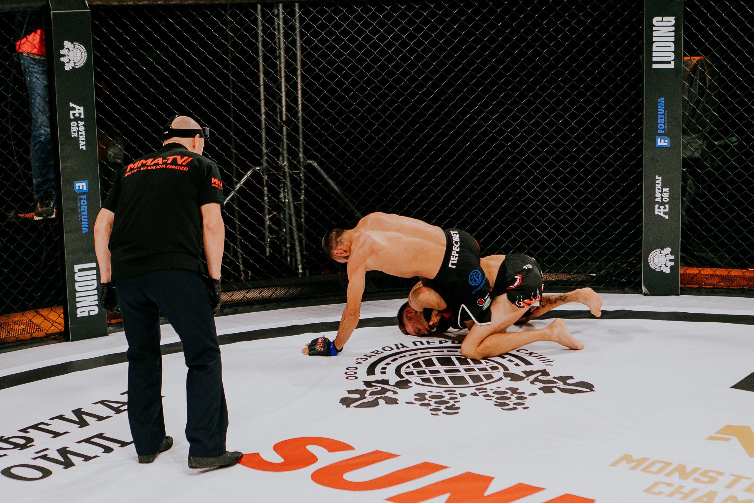 MMA SERIES 56. Репортажный фотограф в Сочи Дмитрий Ветринский