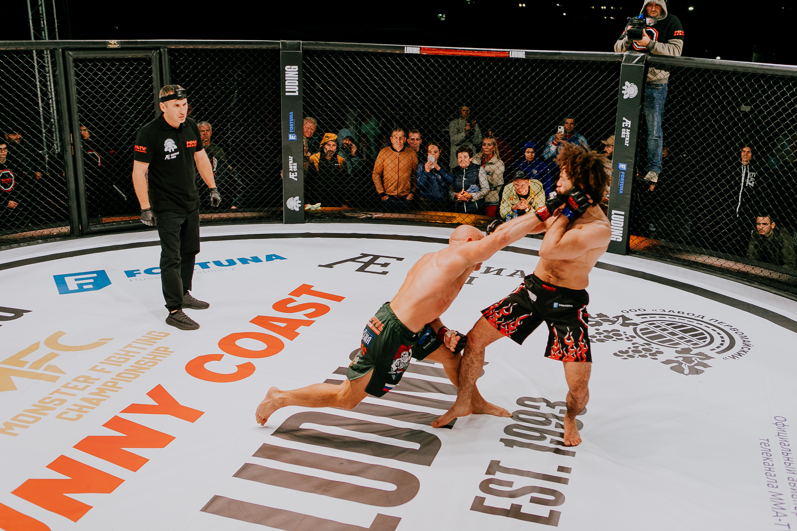 MMA SERIES 56. Репортажный фотограф в Сочи Дмитрий Ветринский