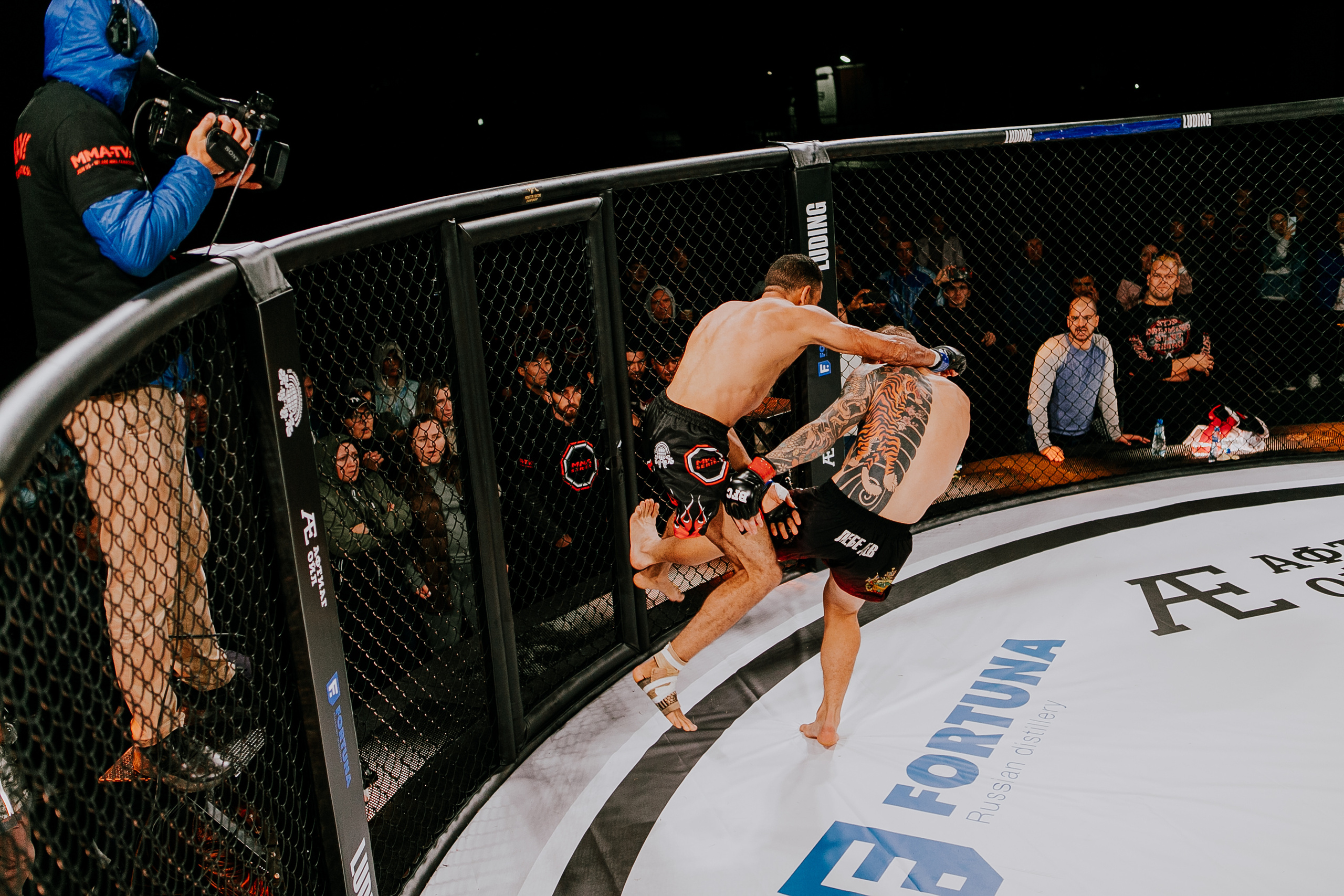 MMA SERIES 56. Репортажный фотограф в Сочи Дмитрий Ветринский