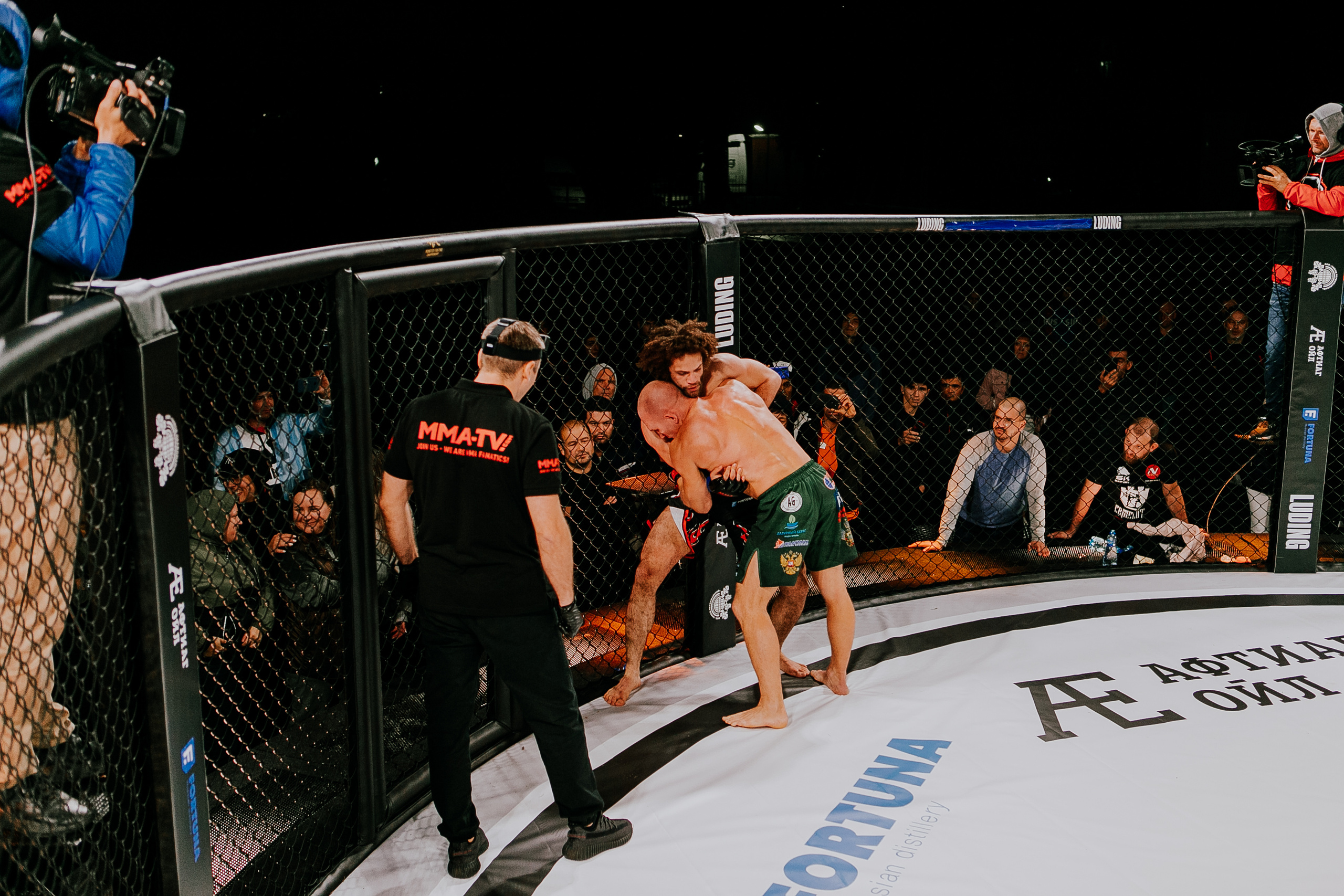 MMA SERIES 56. Репортажный фотограф в Сочи Дмитрий Ветринский