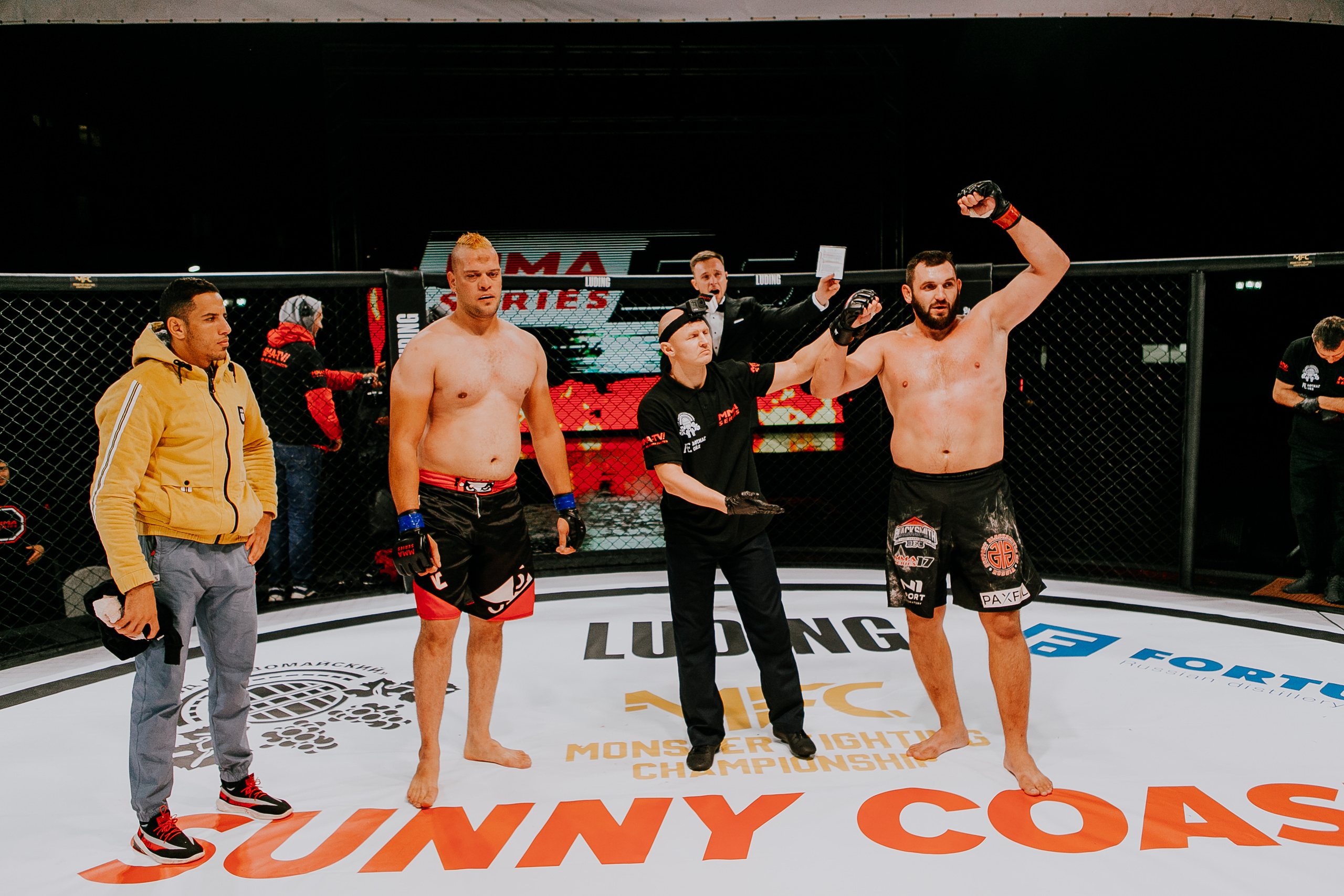 MMA SERIES 56. Репортажный фотограф в Сочи Дмитрий Ветринский