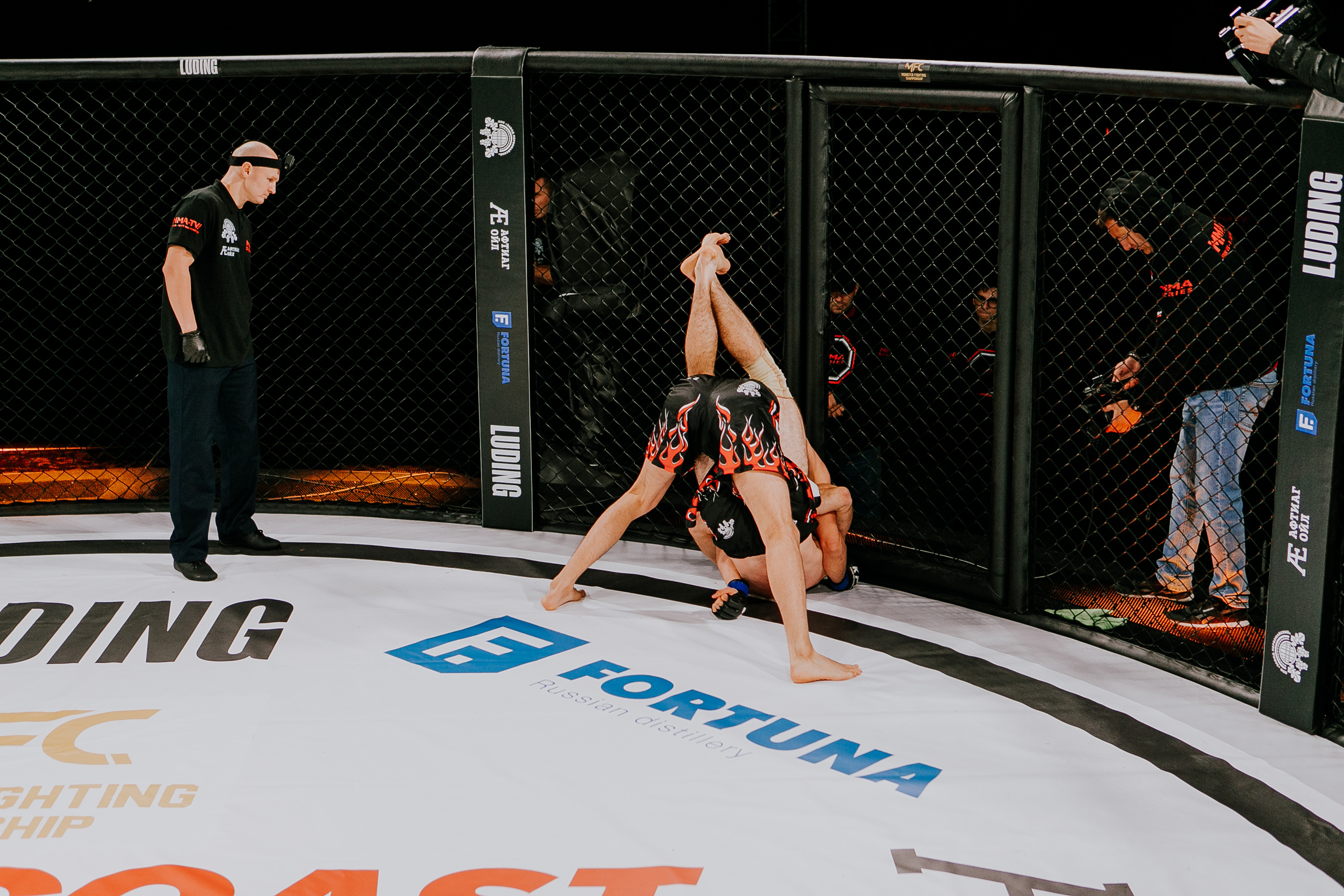 MMA SERIES 56. Репортажный фотограф в Сочи Дмитрий Ветринский