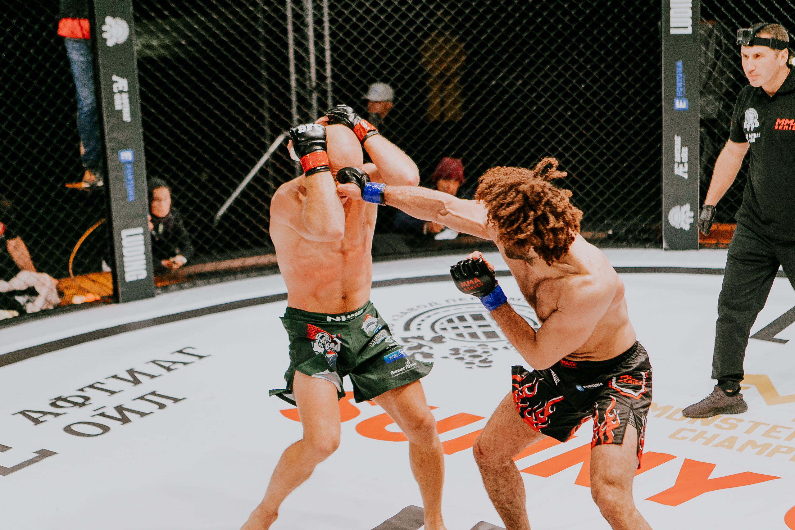 MMA SERIES 56. Репортажный фотограф в Сочи Дмитрий Ветринский