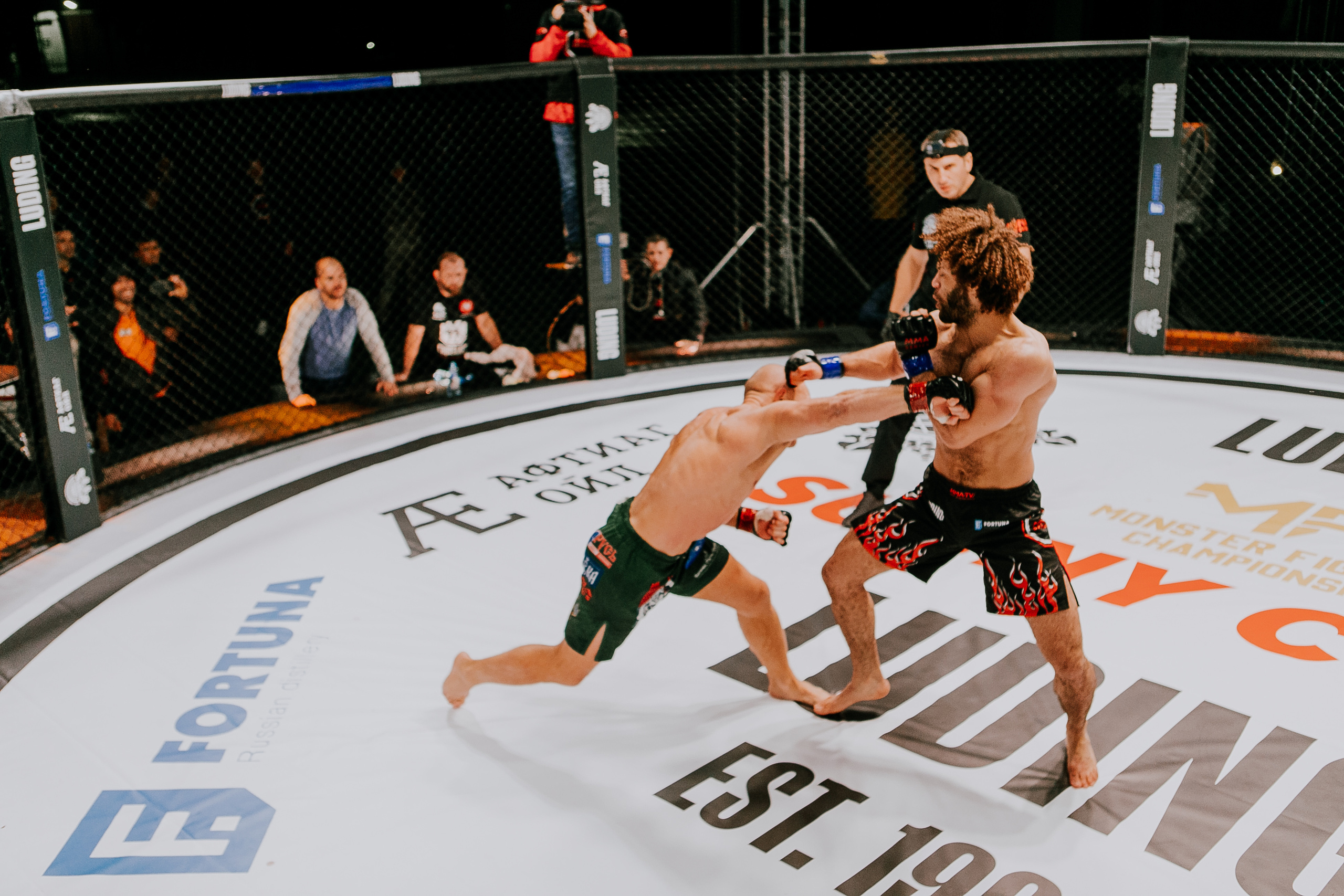 MMA SERIES 56. Репортажный фотограф в Сочи Дмитрий Ветринский