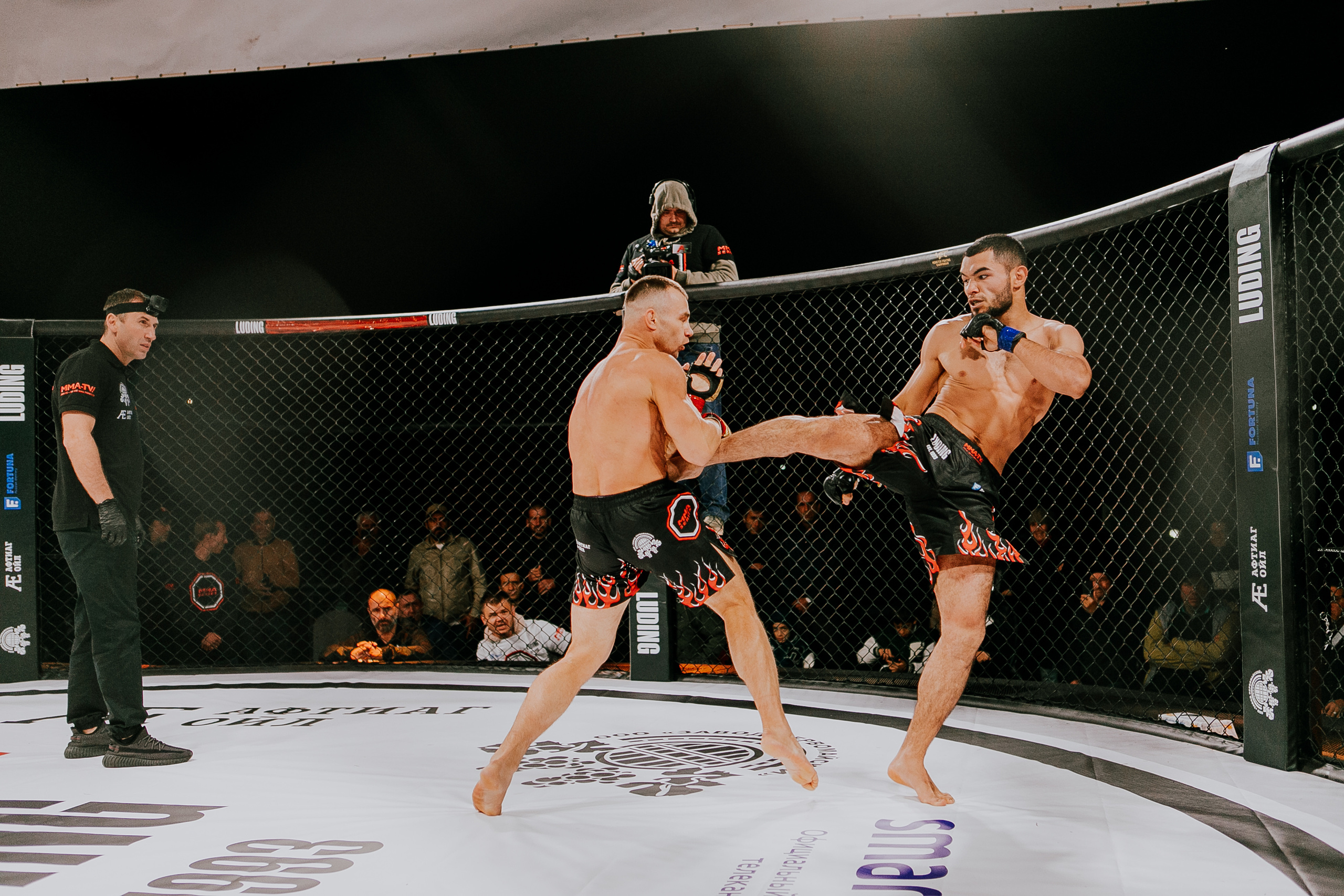 MMA SERIES 56. Репортажный фотограф в Сочи Дмитрий Ветринский