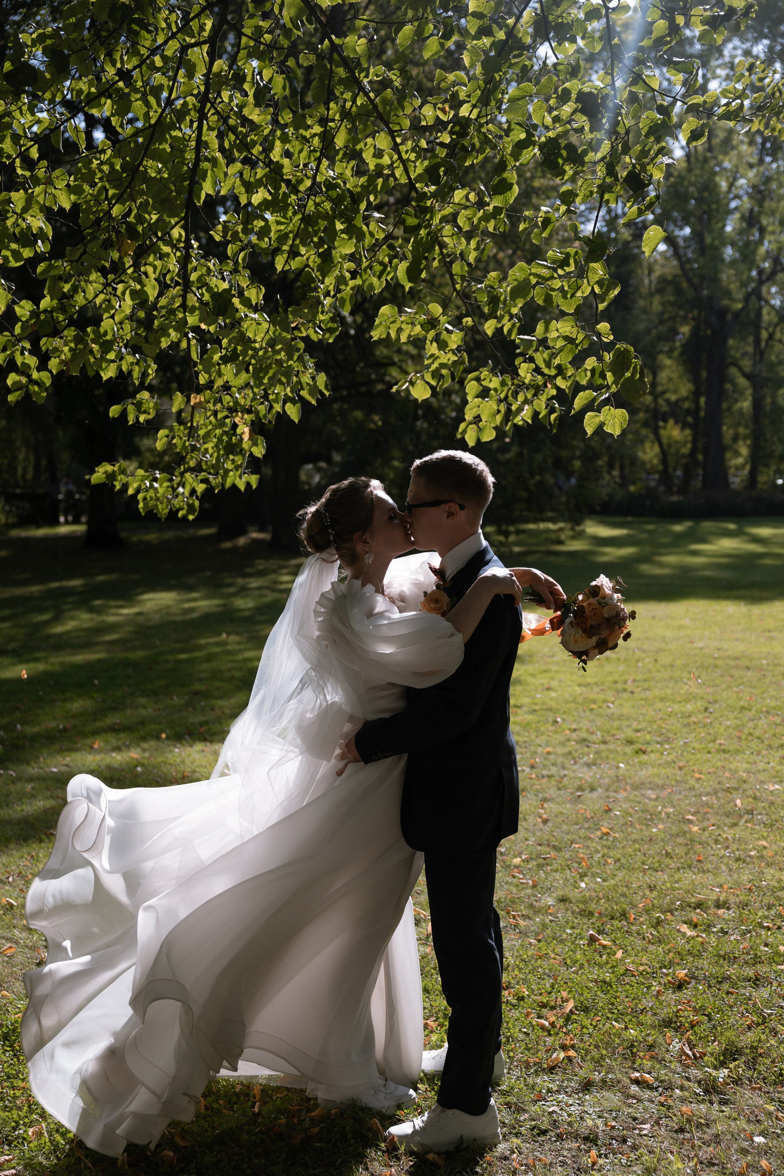 Иван и Виктория. Свадебный фотограф в Санкт — Петербурге и Ленинградской о