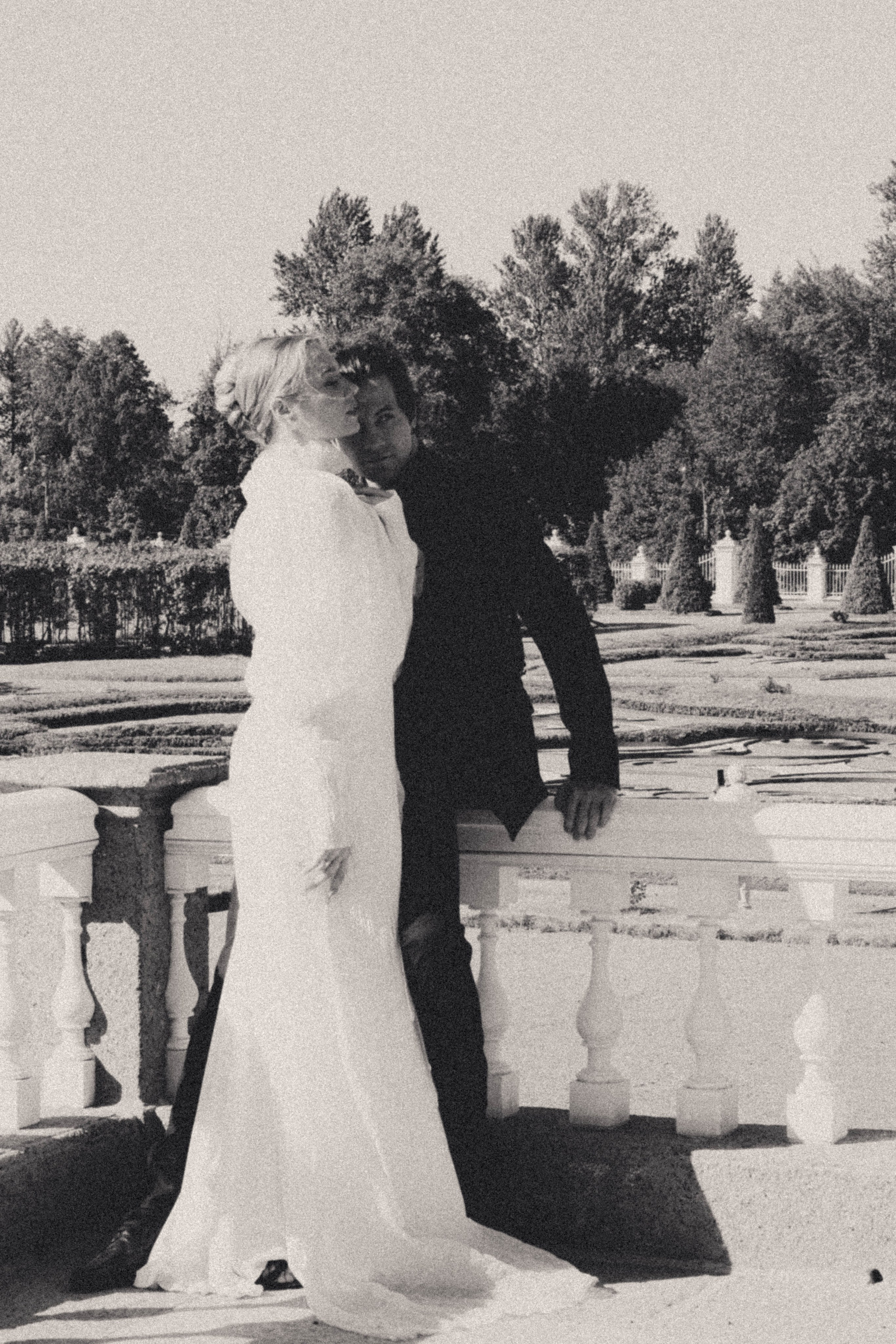 СВАДЕБНАЯ СЬЕМКА В ПАРКЕ ОРАНИЕНБАУМ. Профессиональный фотограф, Санкт-Петербург — Виктория Богомолова