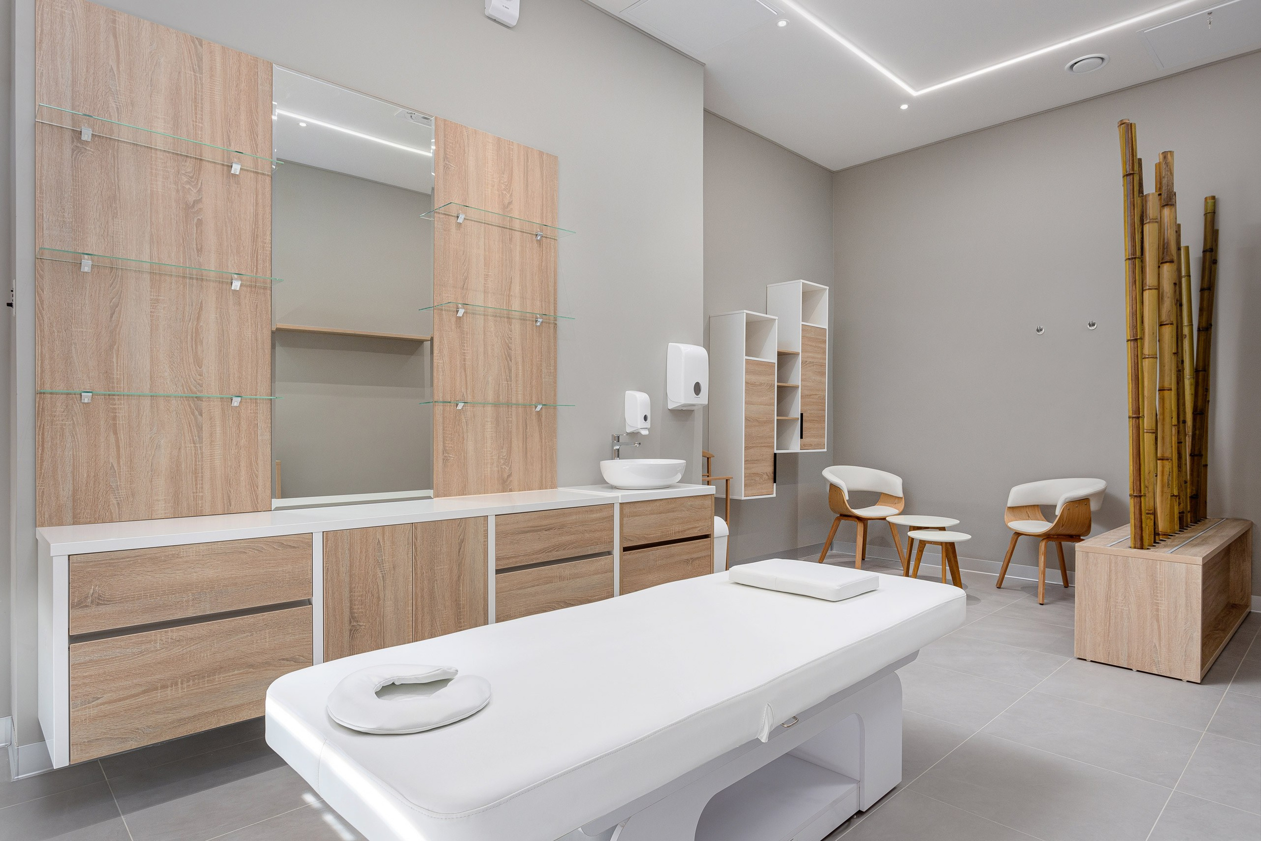 Interior photographer Vitalii in Portland and Vancouver