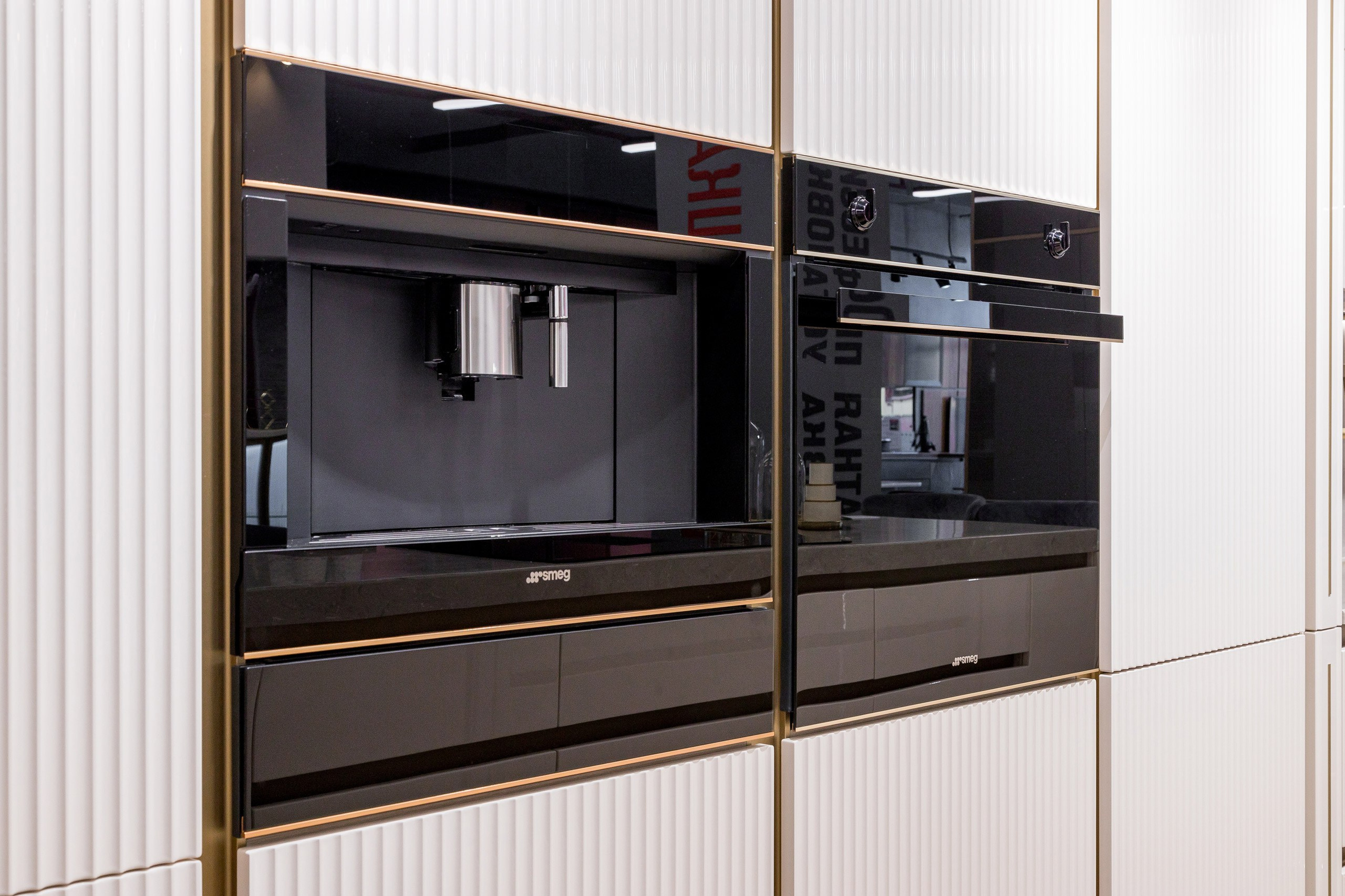 Kitchen salon. Interior photographer Vitalii in Portland and Vancouver