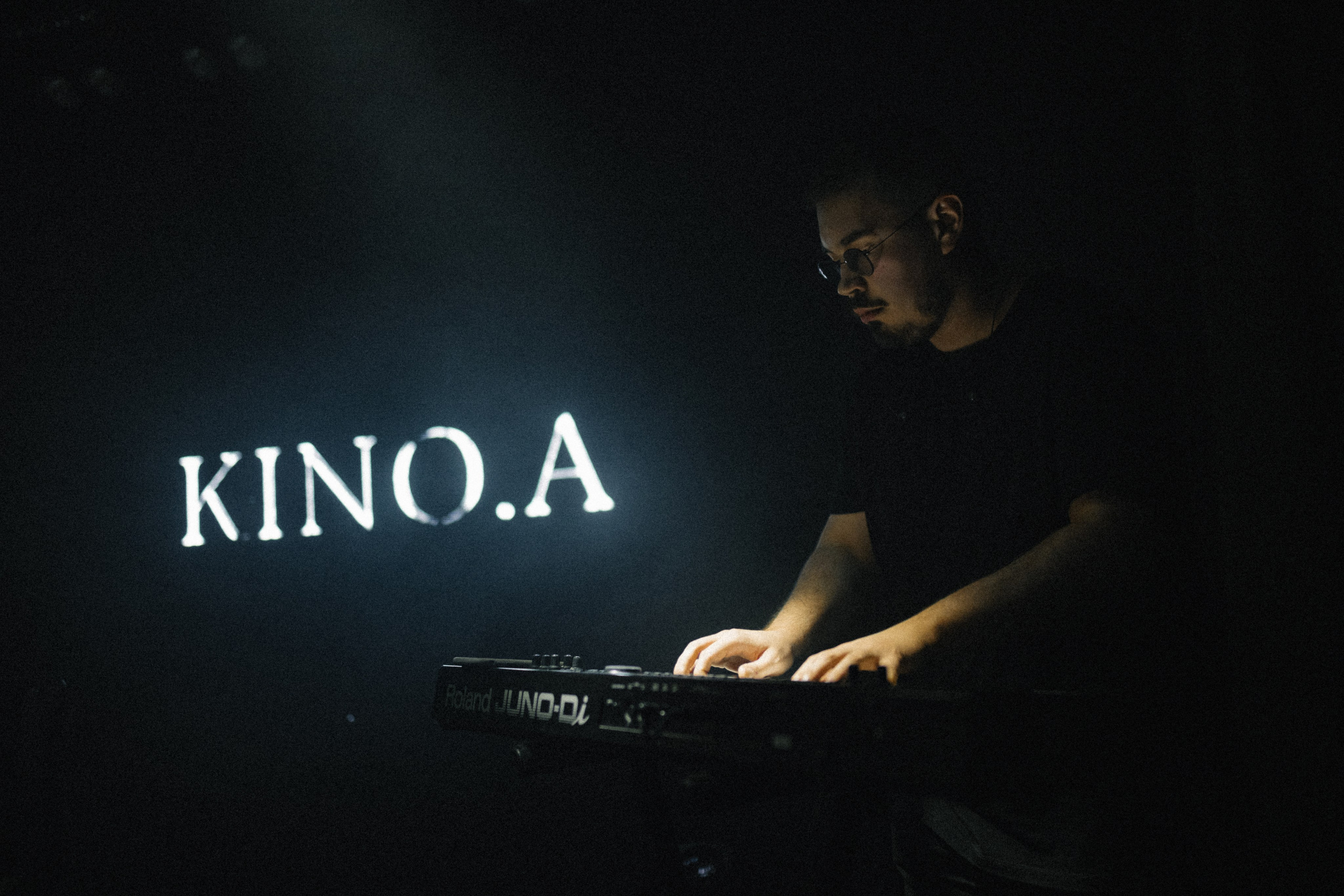 Lika KINO.A. Максим Комаров — Профессиональный фотограф