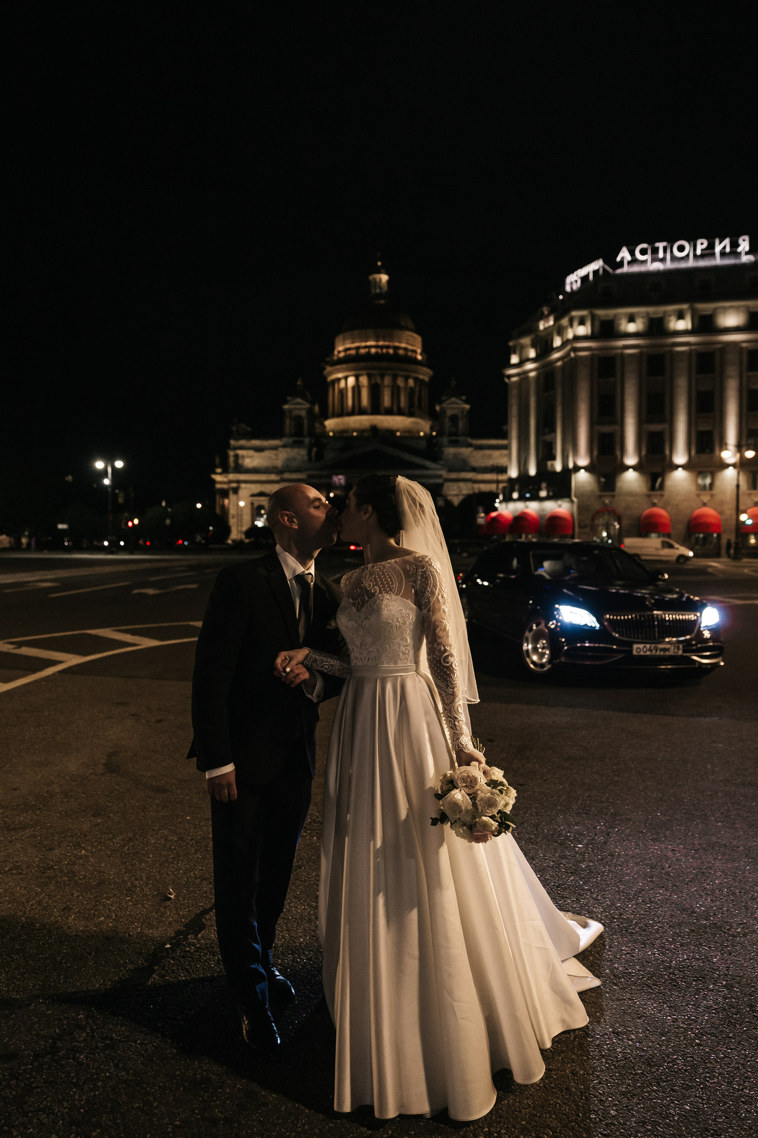 ОКТЯБРЬ | Дворец № 1 Талион, Особняк военного министра. Свадебный фотограф в Санкт-Петербурге Полина Корзухина