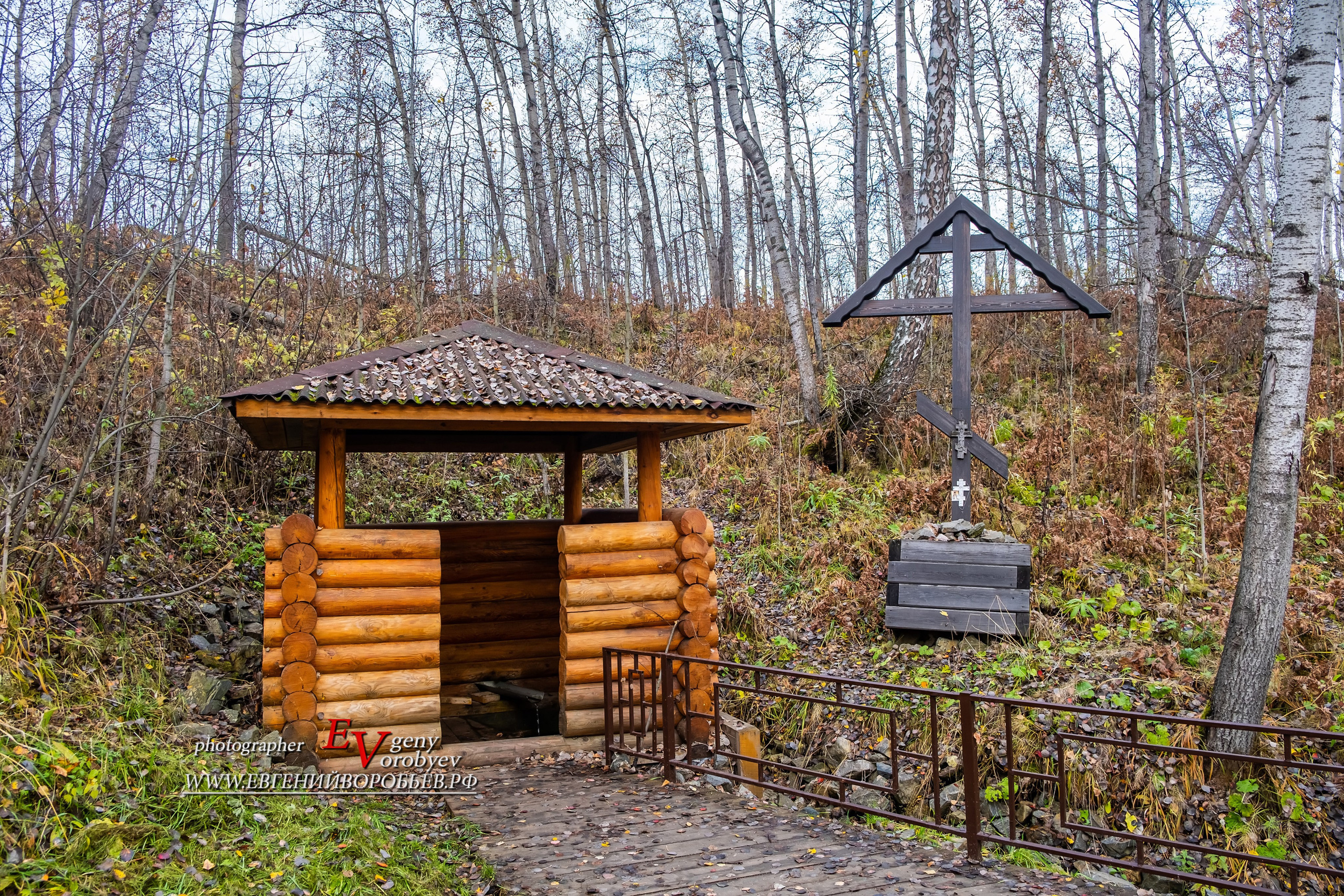 экскурсии Родник святого Луки Енисейск Красноярск Лесосибирск аренда микроавтобуса трансфер индивидуальный тур фото интересные места что посмотреть куда сходить что посетить достопримечательности в Красноярске фототур  цена заказать экскурсию программа маршрут смотровые площадки видовые красивые места путешествие туристический маршрут 