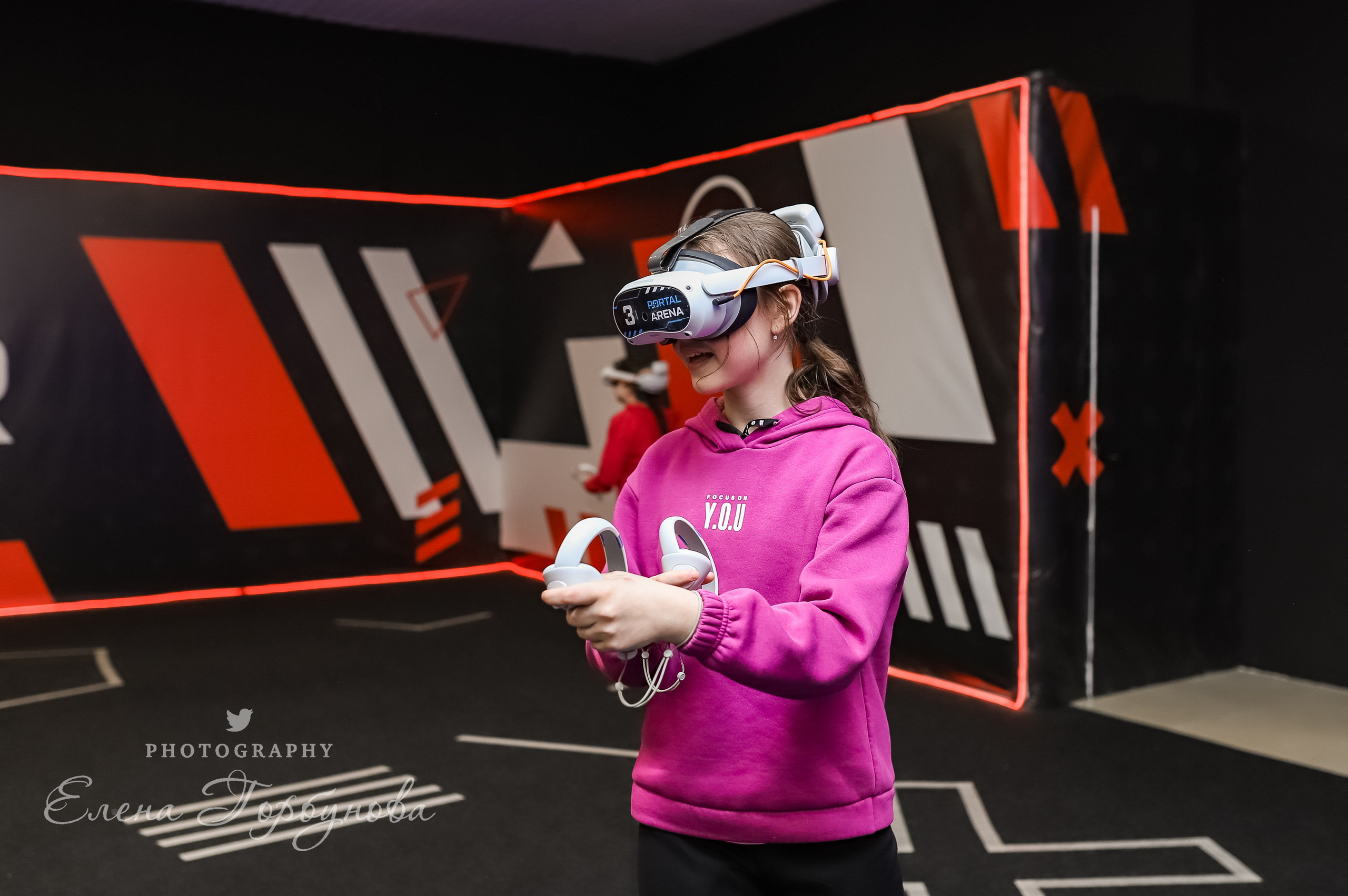 Репортаж в виртуальной реальности. Май 2024. Фотограф Пермь. Свадьбы. Семья и дети, школа, д. сад. Фотокниги