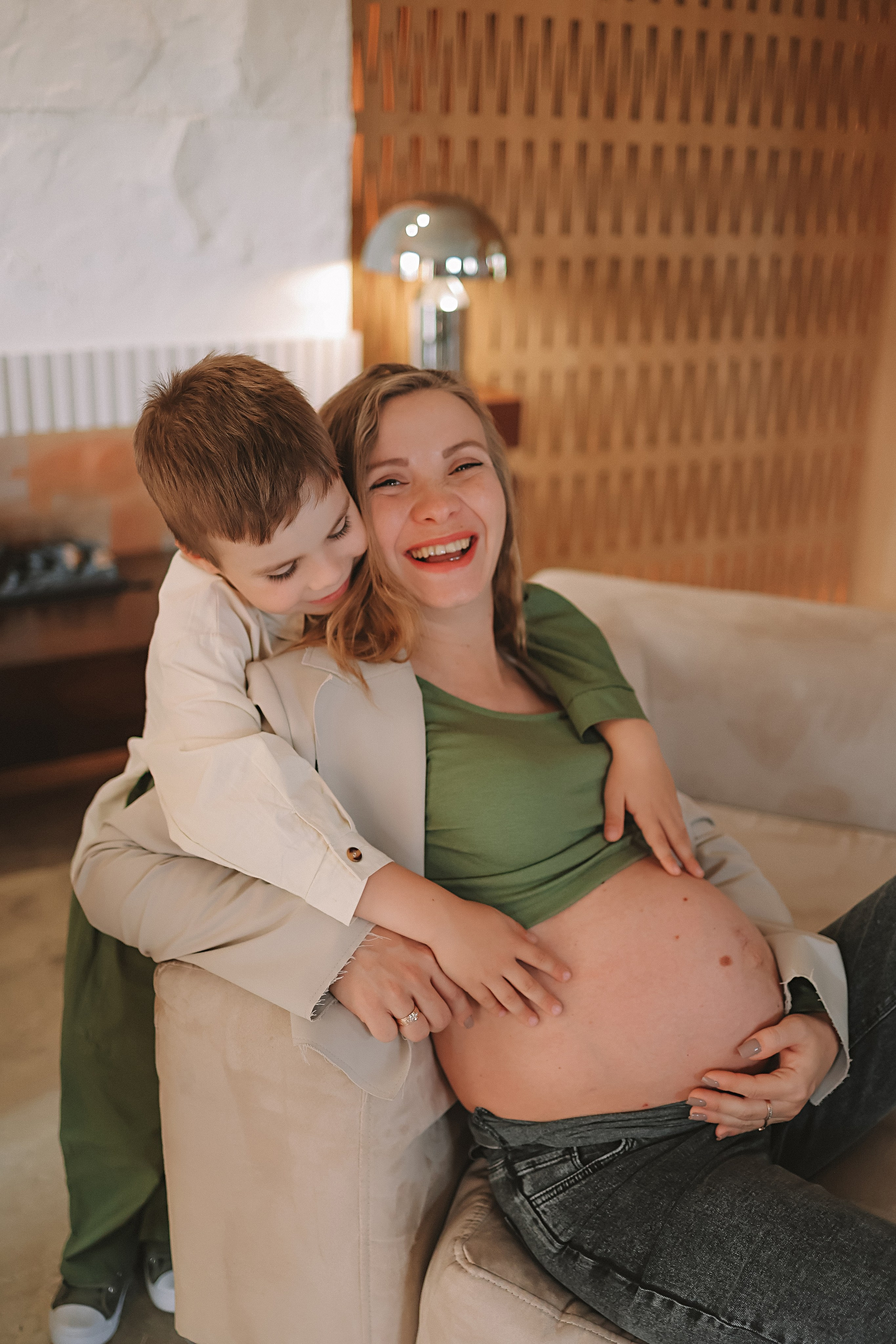 Фататум циклорама и зал. Семейный фотограф Тюмень, фотограф на роды Салмина Мария