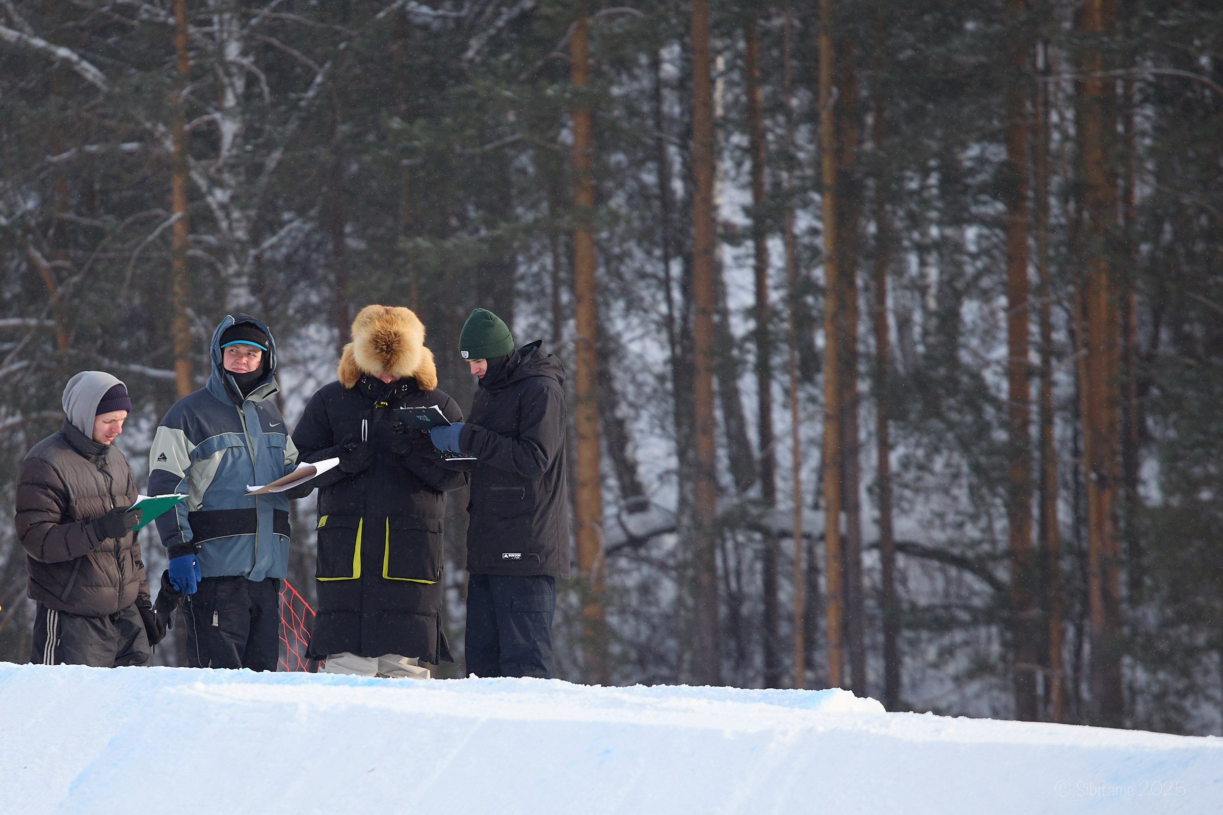 Всероссийские соревнованиях по сноуборду в дисциплине Биг-эйр в Томске. Коммерческий фотограф для бизнеса в Томске Дмитрий Ельчанинов