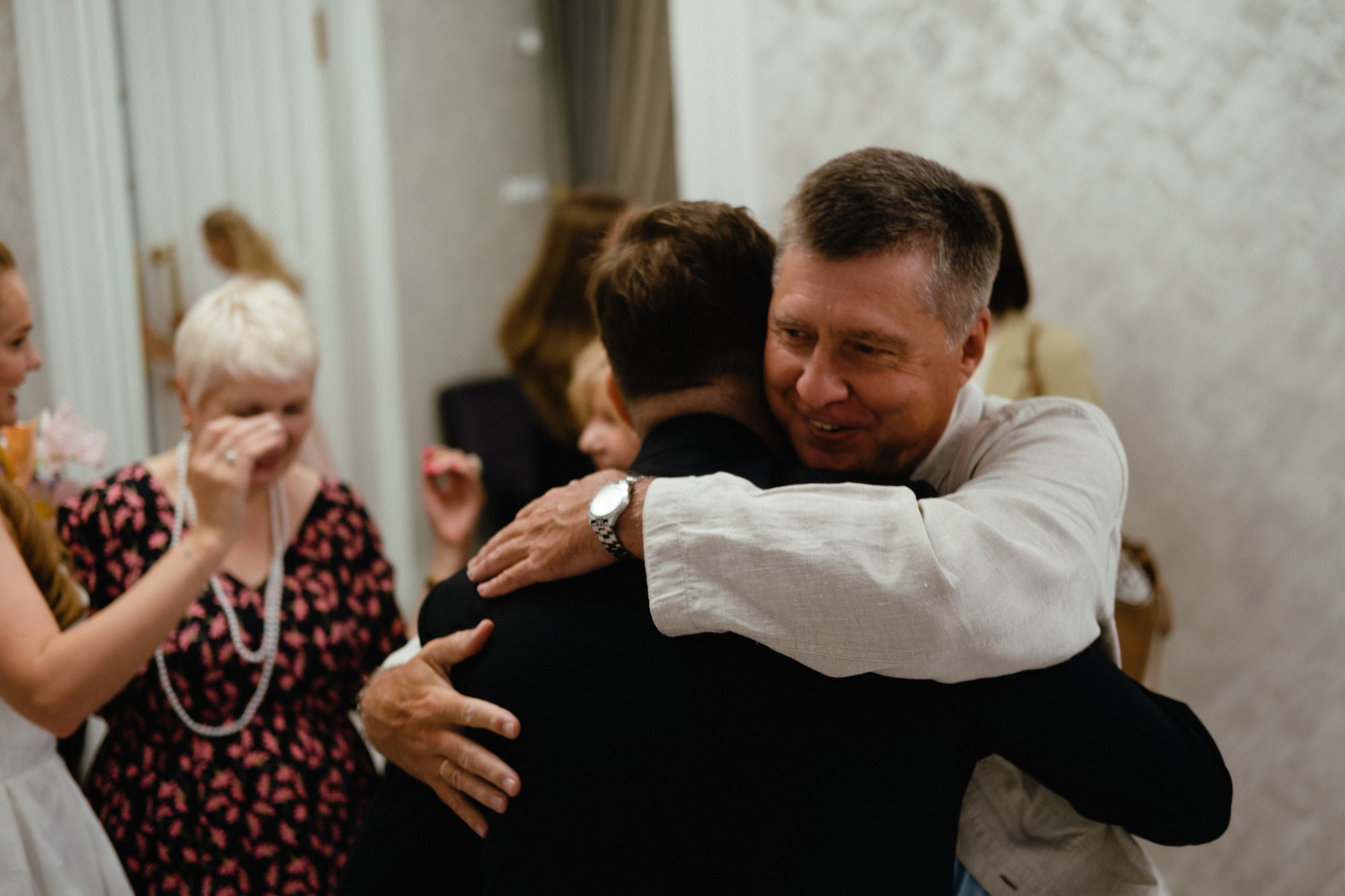«ты красивый» — «нет, ты!». Свадебный фотограф Александра Тюлякова
