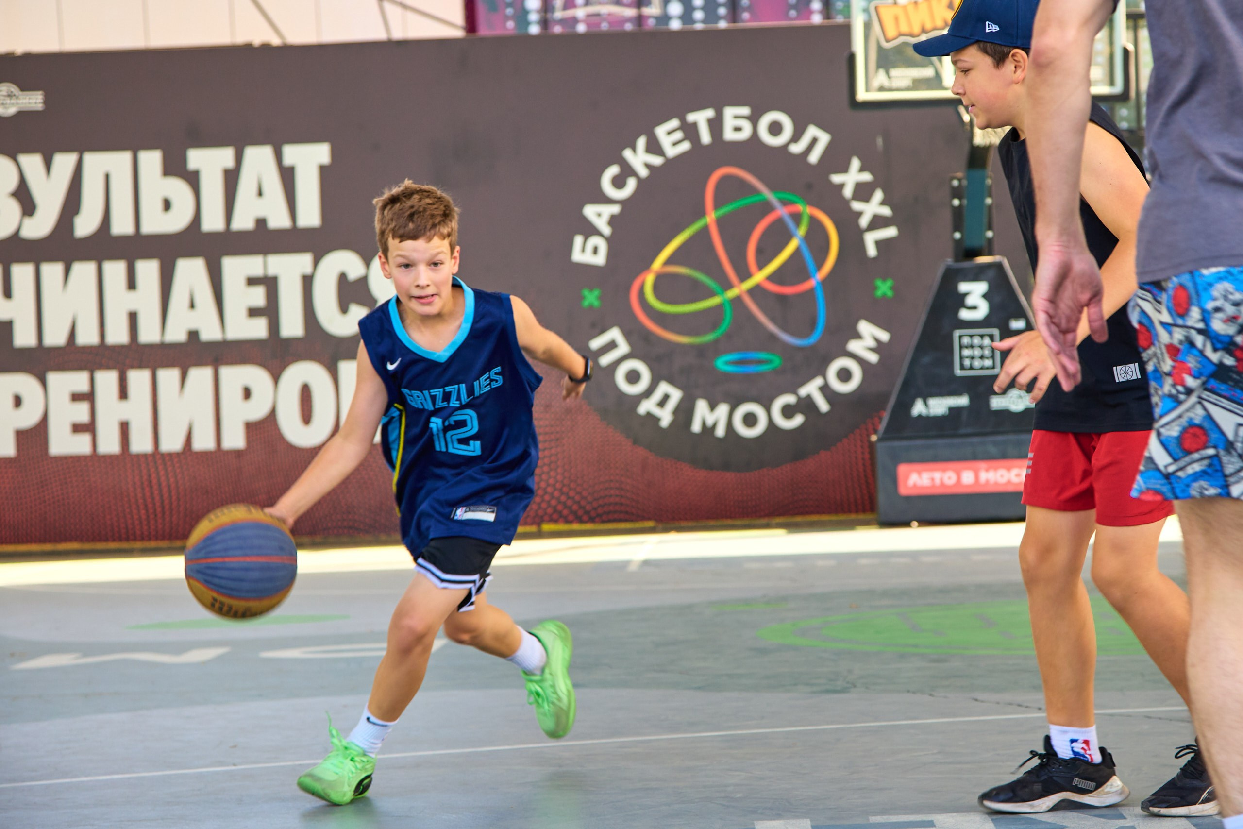 Профессиональный фотограф на корпоративном мероприятии в центре Москвы