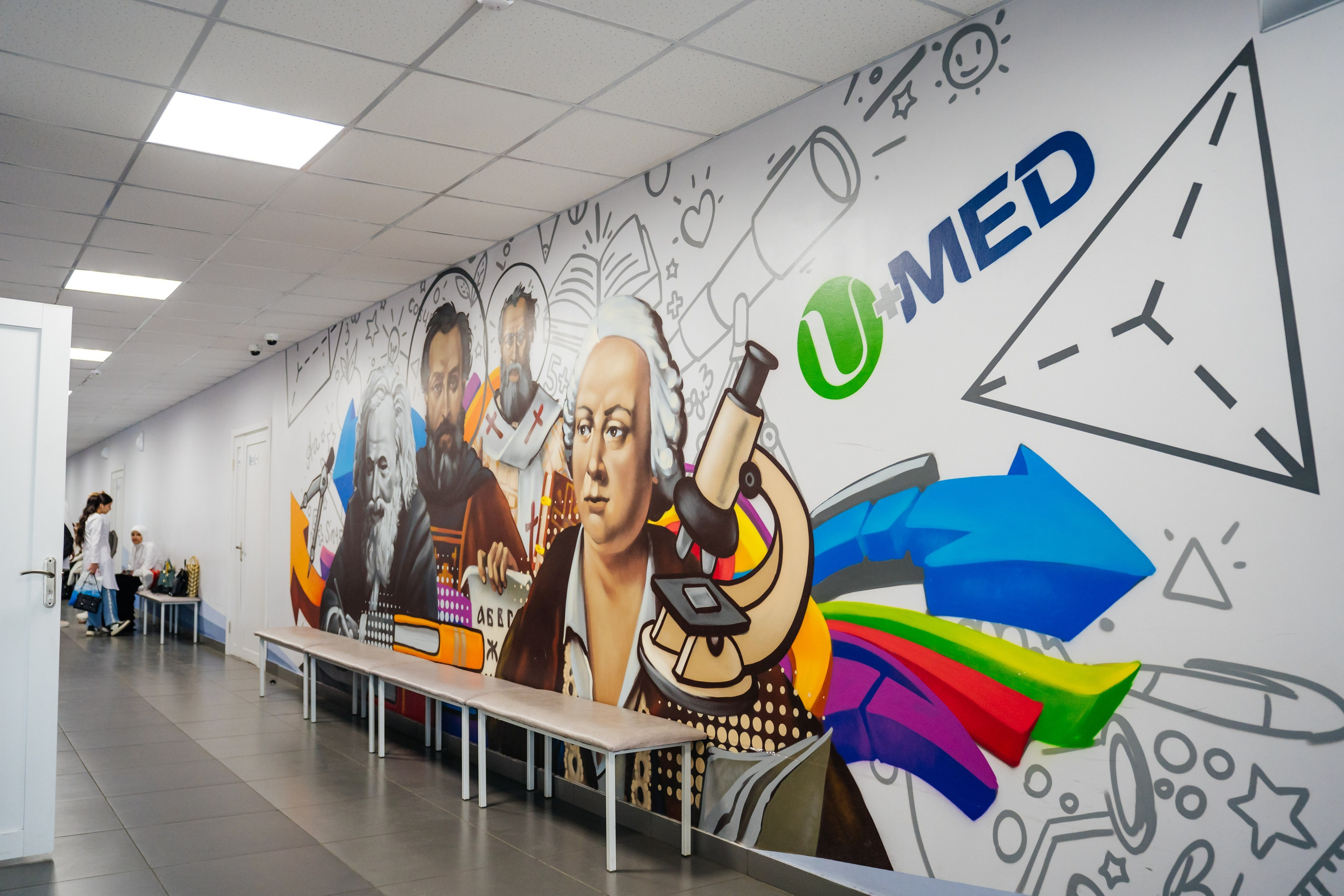 Съемка для Уральского медицинского колледжа ЮМЕД. Видеограф и Фотограф в Челябинске Ксения и Владимир Рюмины