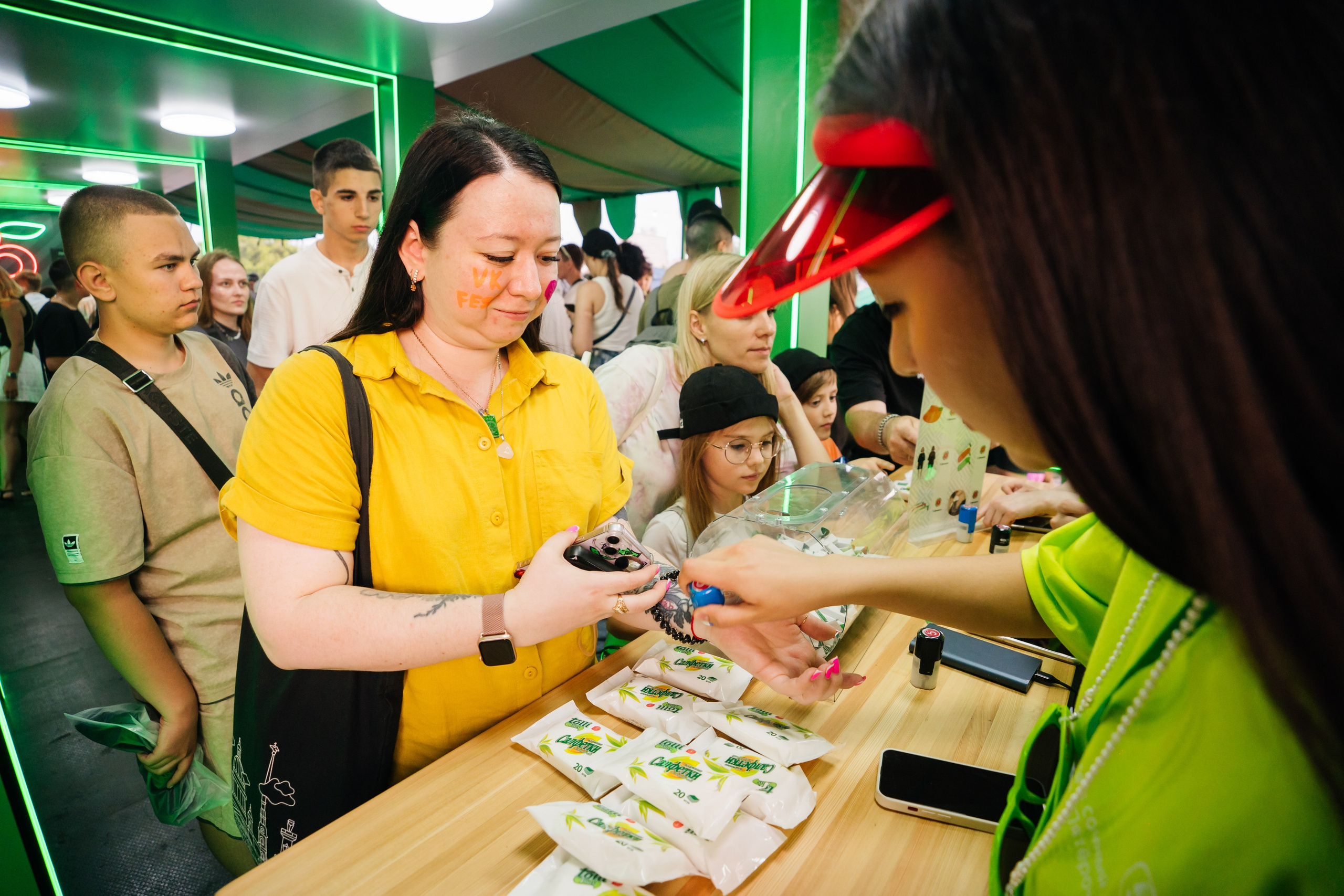 Пятерочка на VK фесте. Видеограф и Фотограф в Челябинске Ксения и Владимир Рюмины
