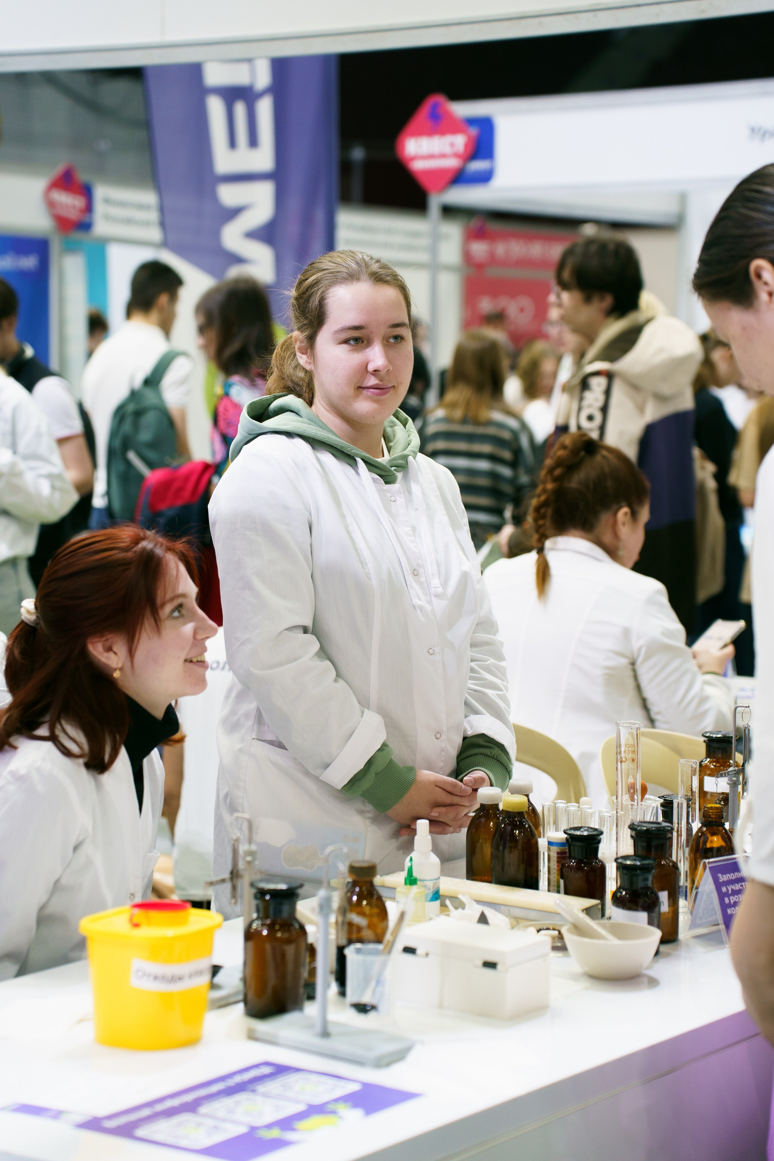 Выставка Абитуриент. Видеограф и Фотограф в Челябинске Ксения и Владимир Рюмины