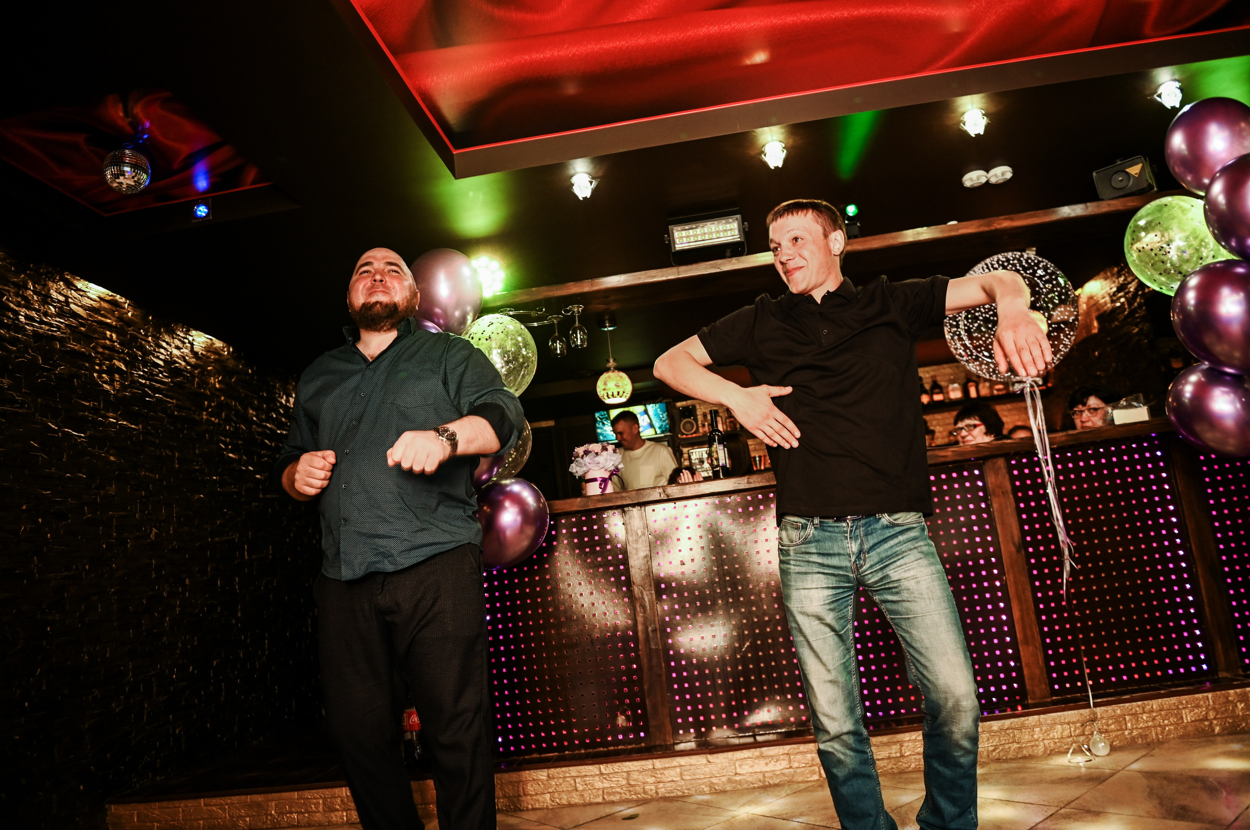 День рождения. Свадебный, семейный, детский, контент фотограф в Омске Максим Ильин