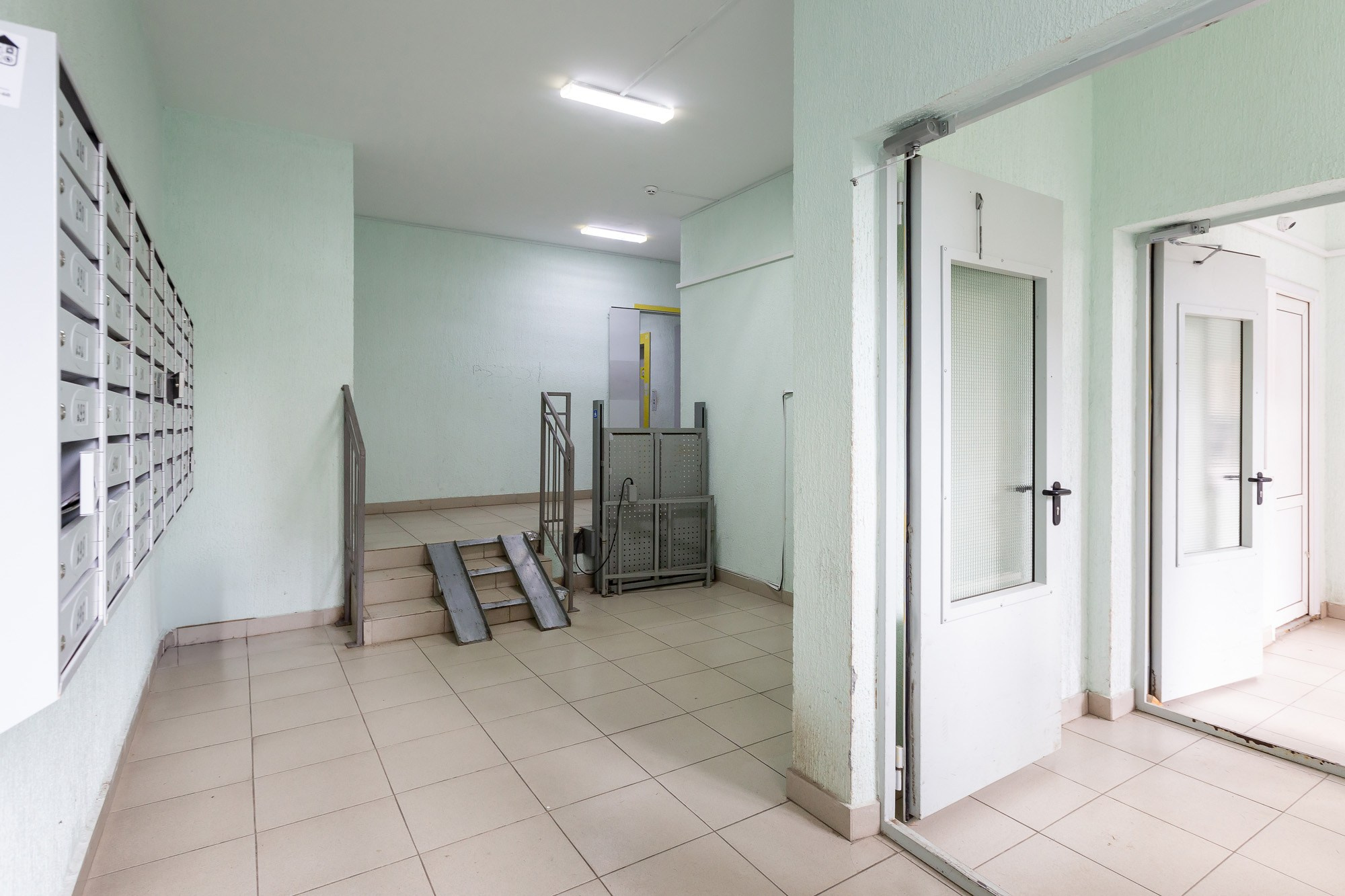 Домодедово. Квартира в теплых тонах на продажу. Интерьерный фотограф в Крыму