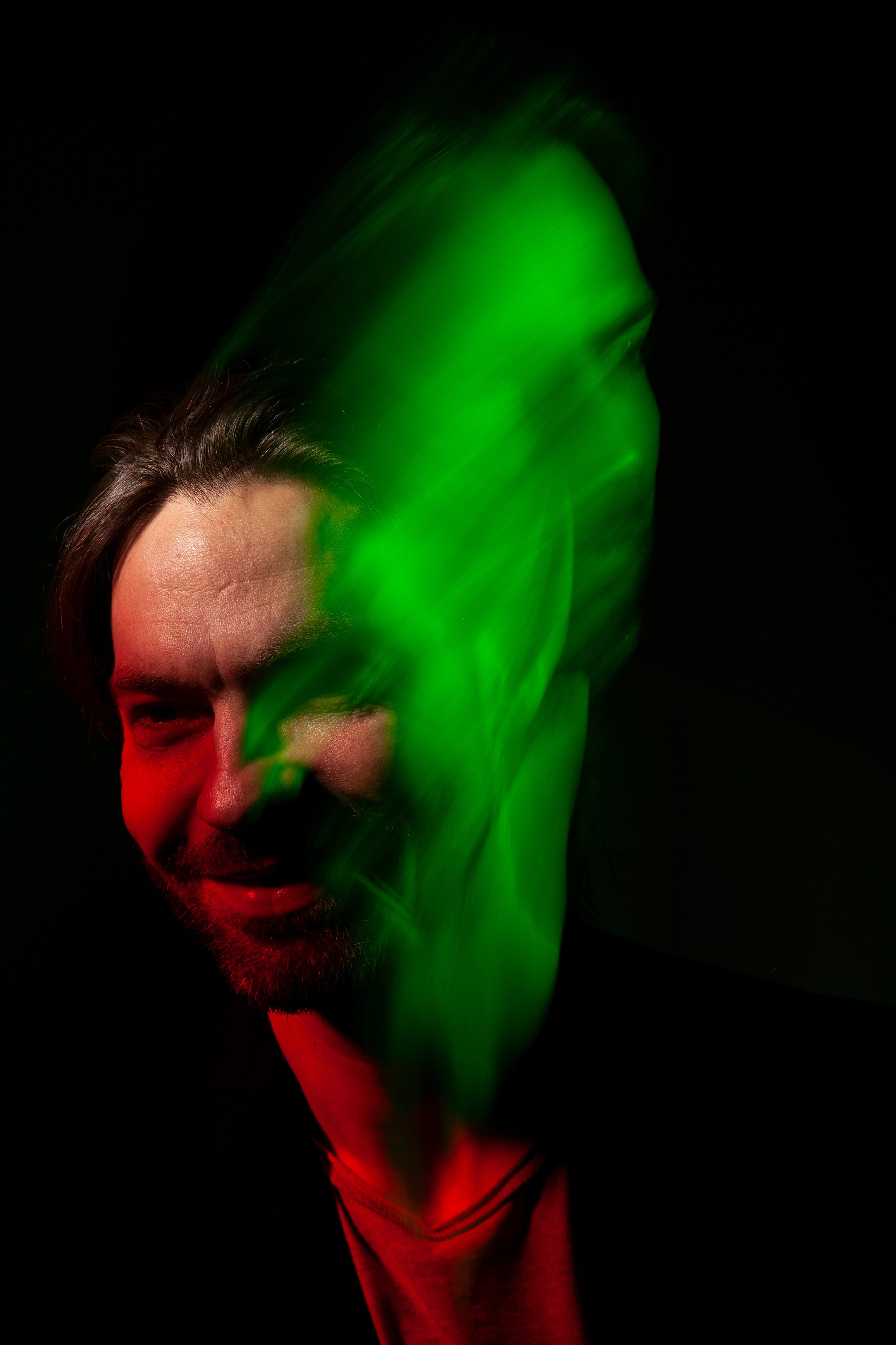 Мужской студийный портрет. Фотограф Лазарина Кучменова