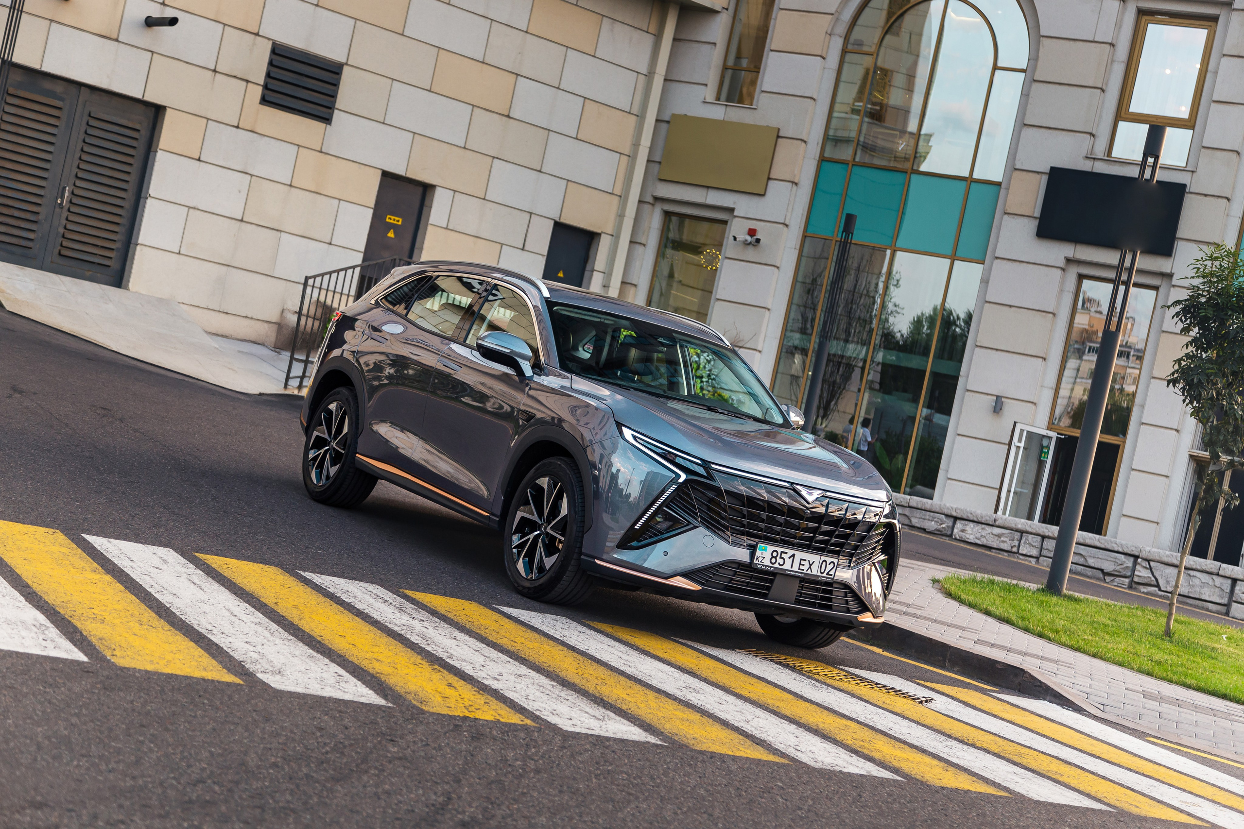 Автомобильная фотосъёмка. Рекламный и портретный фотограф в Алматы — Серекпаев Танирхан