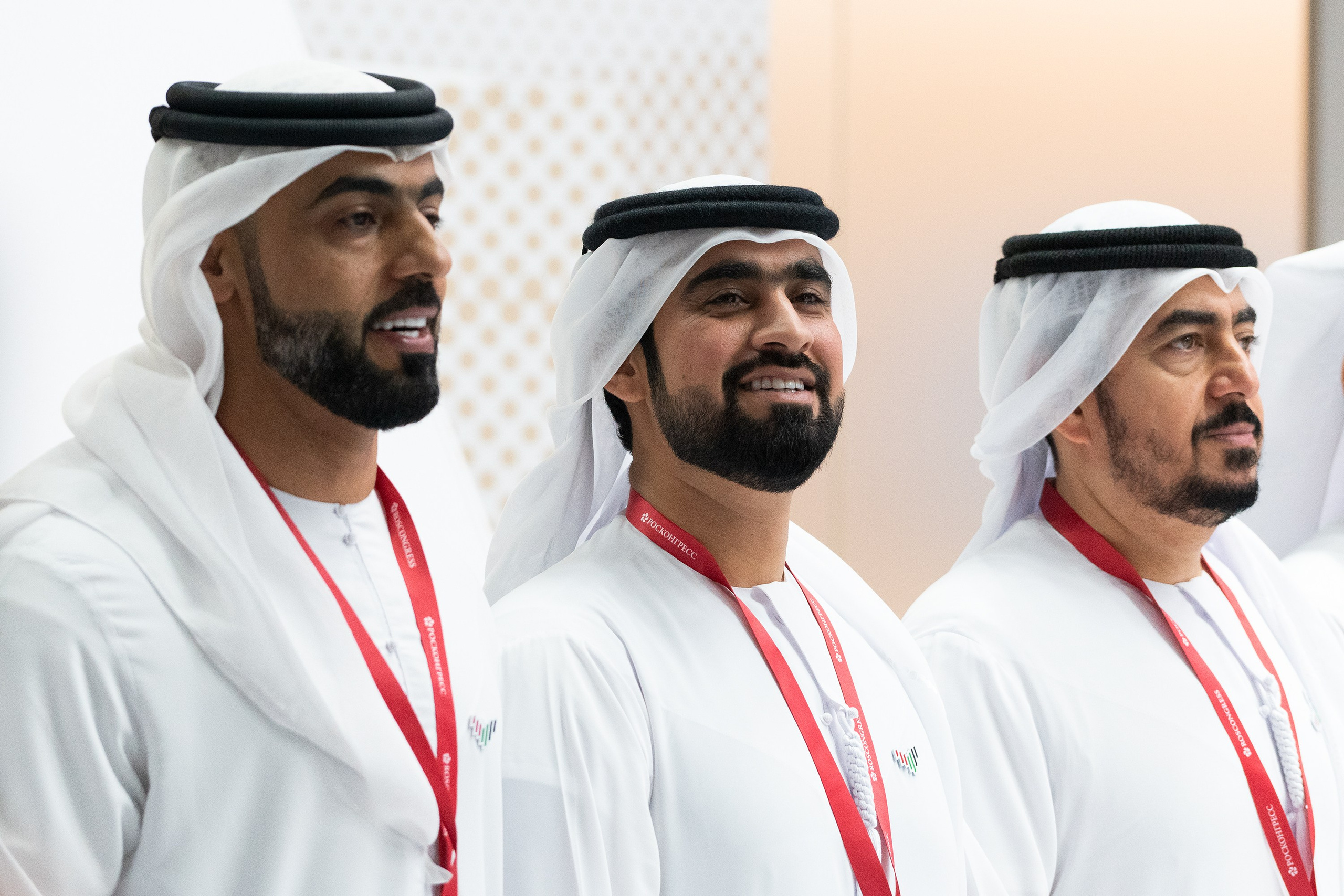 Репортажный фотограф в Сочи — профессиональная съёмка событий и мероприятий. Профессиональная фотосъемка в Сочи: репортаж, предметная, ювелирная фотосъемка, недвижимость, фуд-фотография. Фотограф Александр Афанасьев