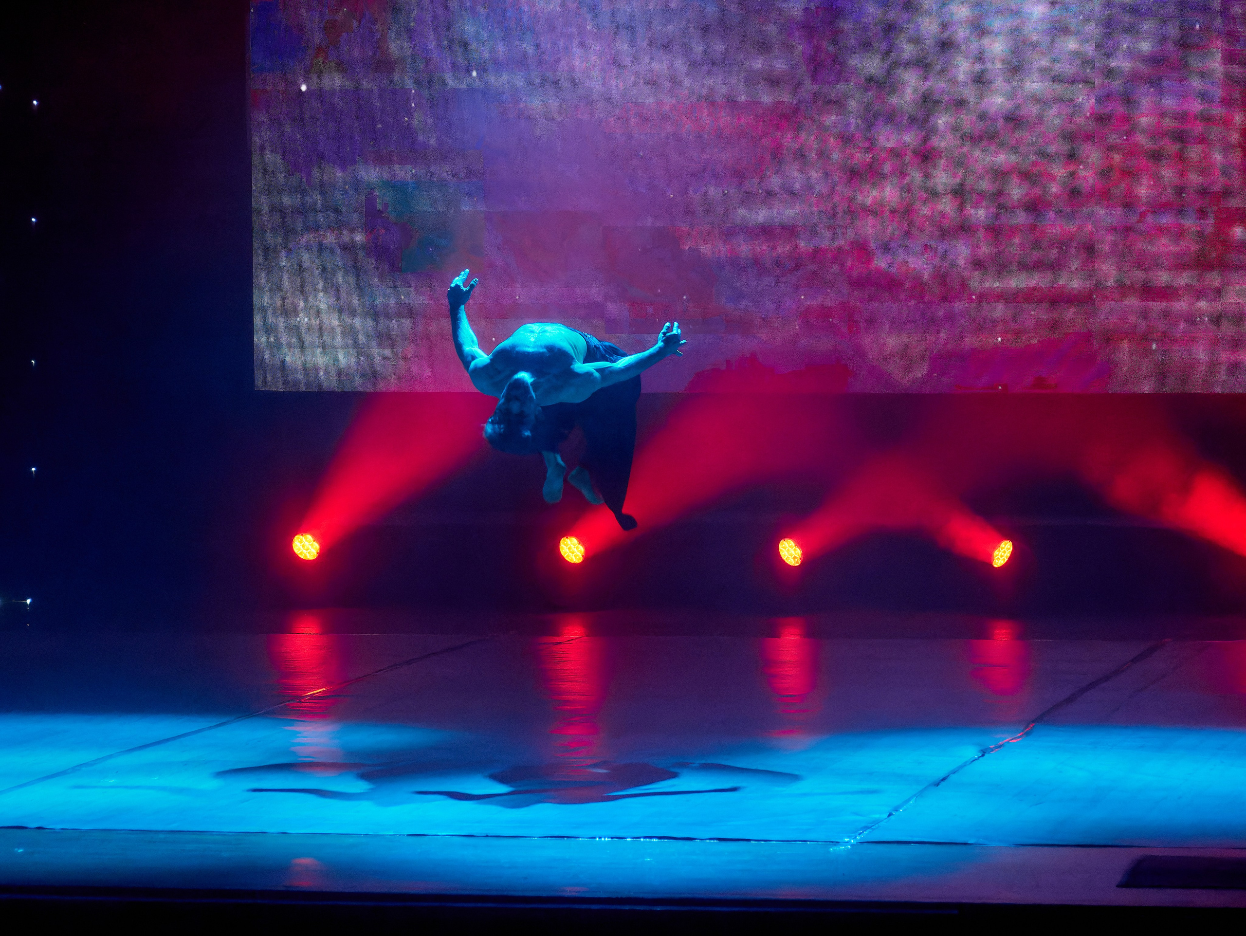 TODES-это уникальный танцевальный мир, вселенная Аллы Духовой!. Семейный и детский фотограф в Междуреченск Олег Бамбульский