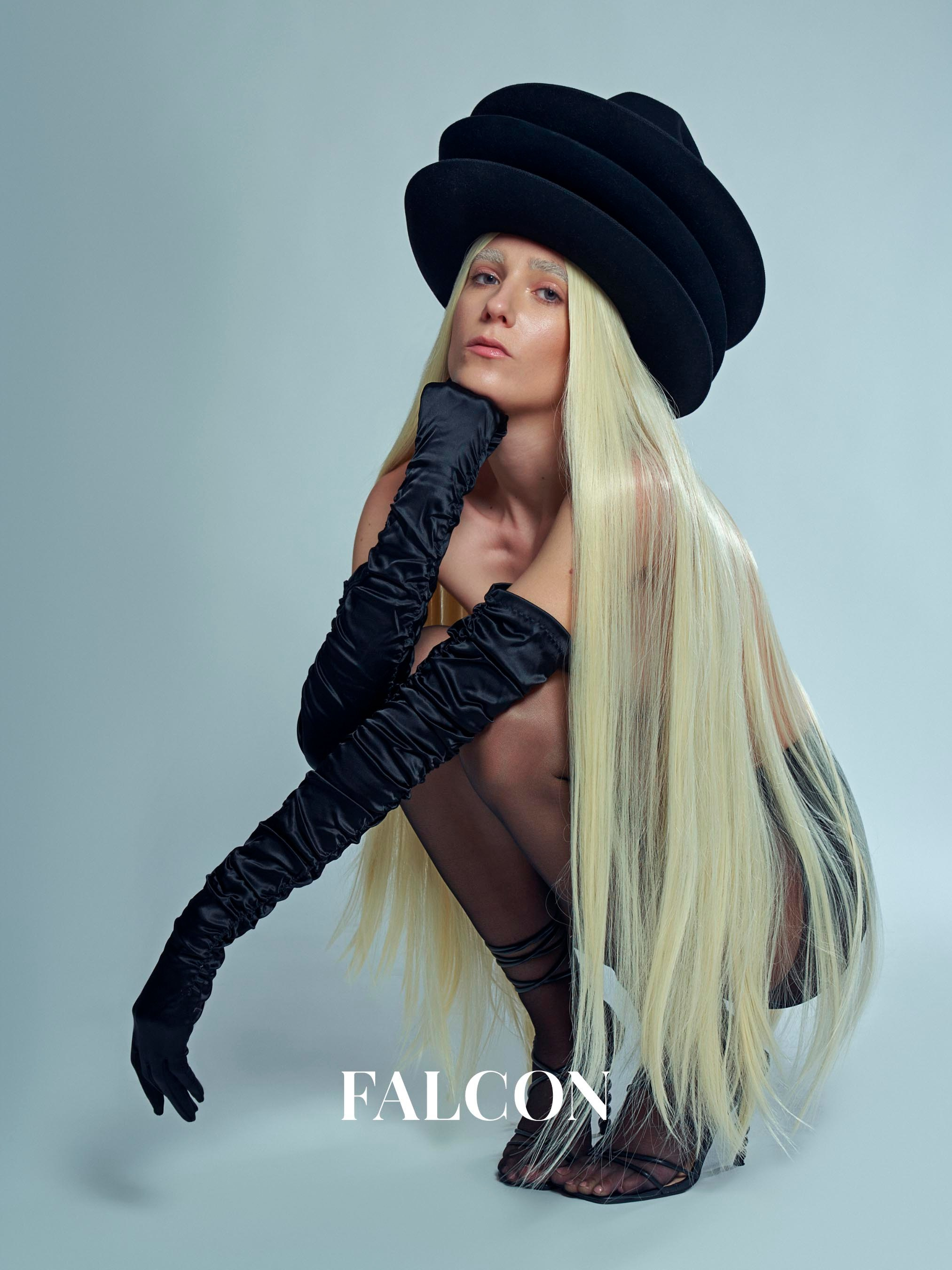 Contact. Fashion Photographer in Milan