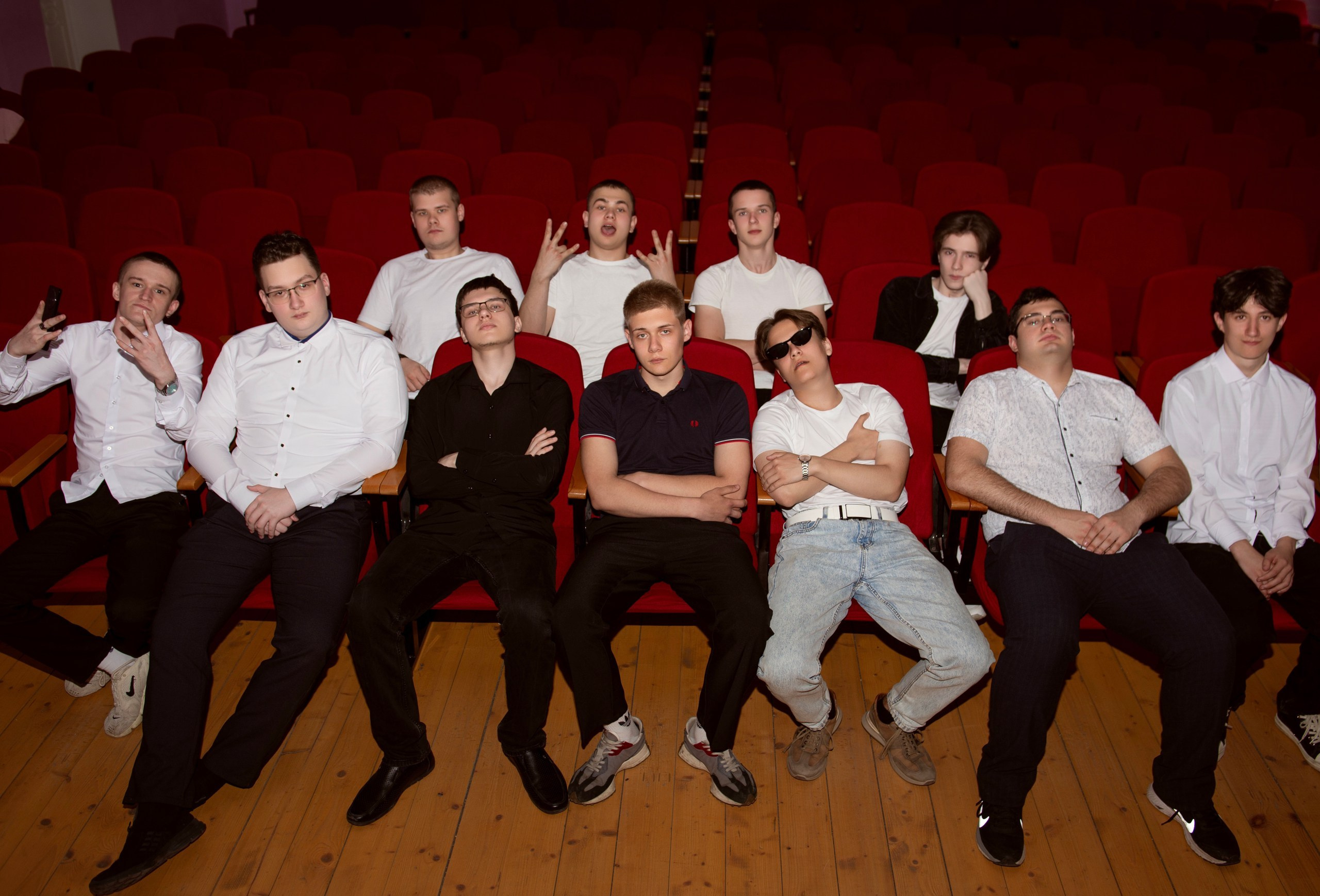 Выпускные альбомы 9-11 класс. Фотограф в Новомичуринске Наталья Малиновская