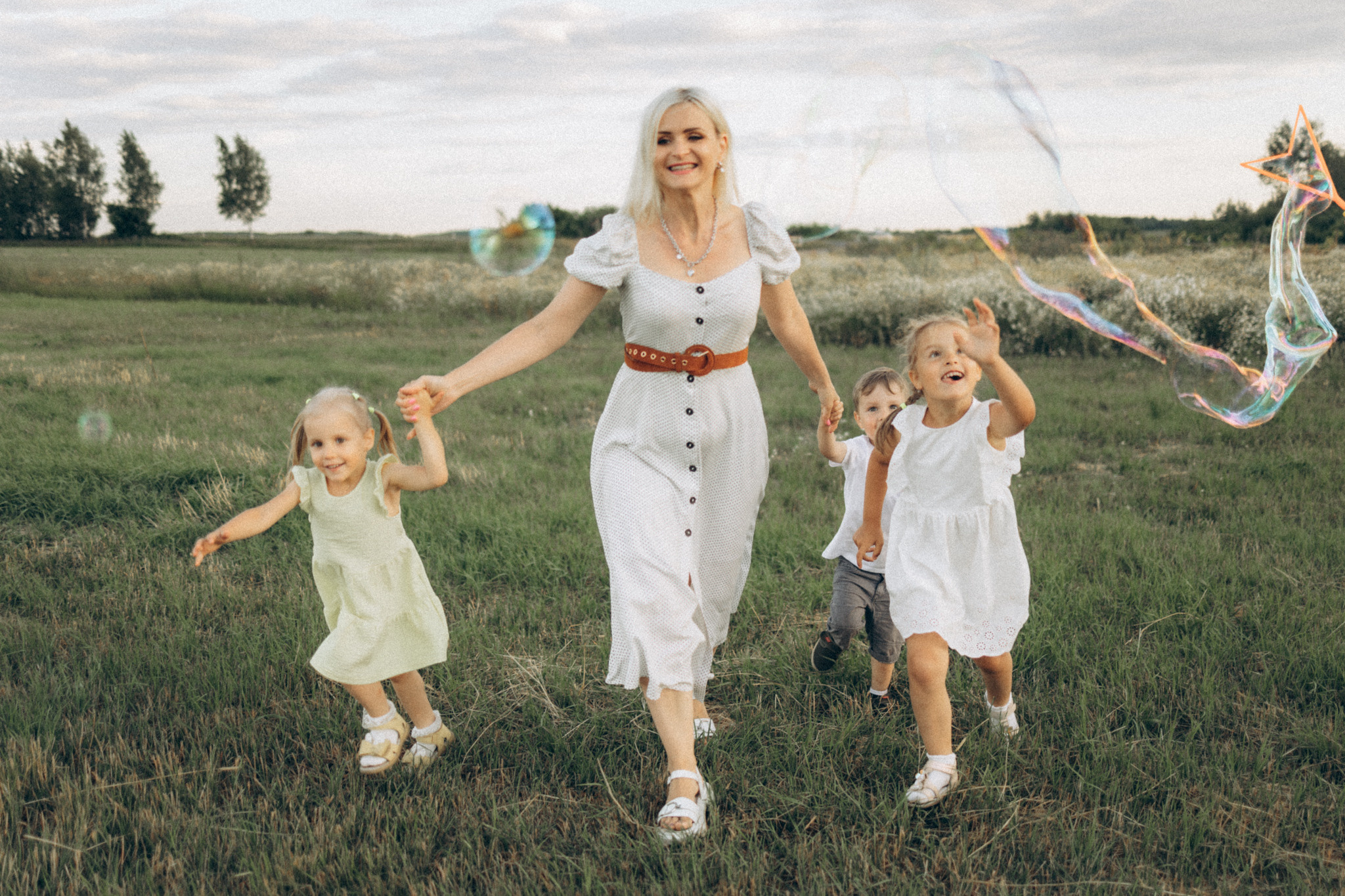 Оля Артём Милана Дарина Матвей. Семейный фотограф в Ярославле Анардович Любовь