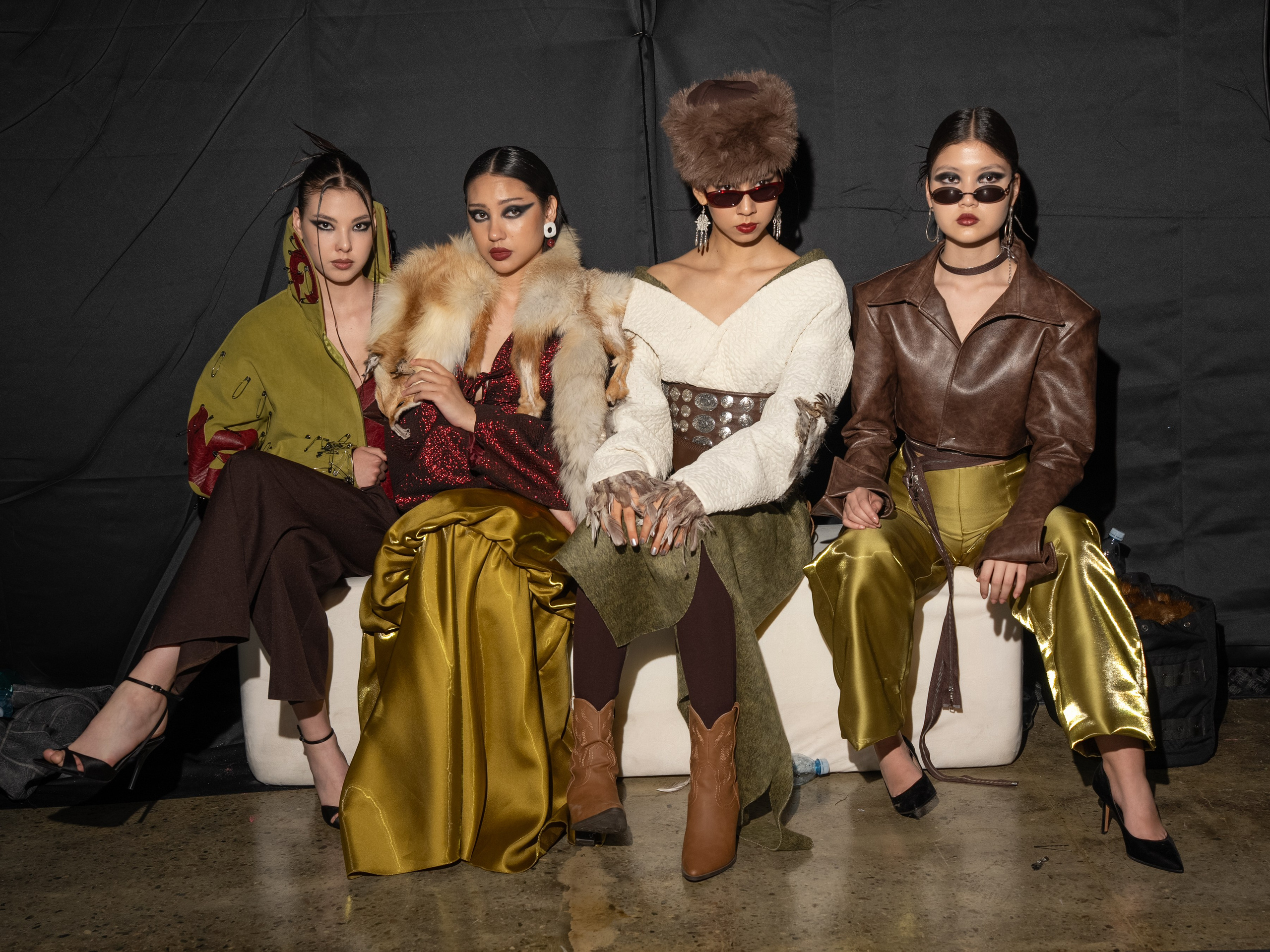 Visa Fashion week Almaty Backstage Day 3. Сайт Алматинского НЮ АРТ, будуар и фэшн фотографа Дениса Карпенко